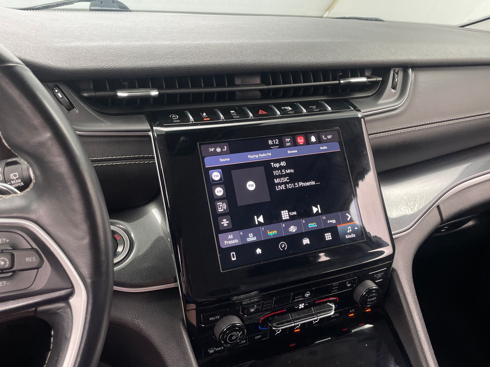 Thumbnail: 2021 Jeep Grand Cherokee L - 4