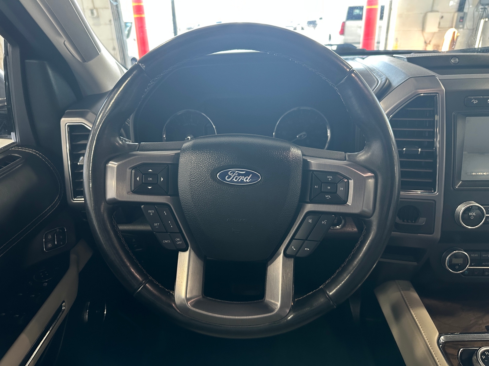 Thumbnail: 2021 Ford Expedition - 4