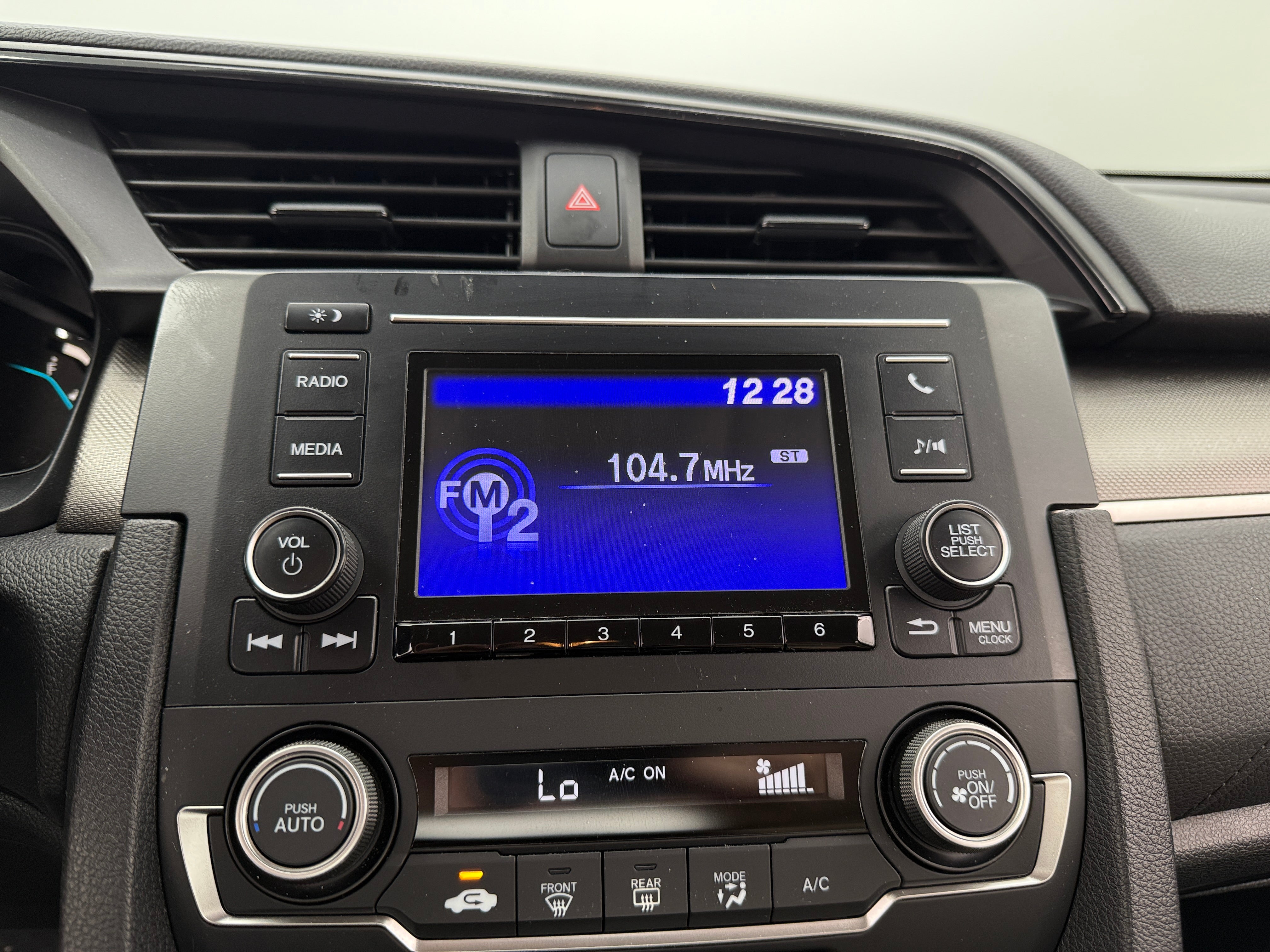 2019 Honda Civic LX 4
