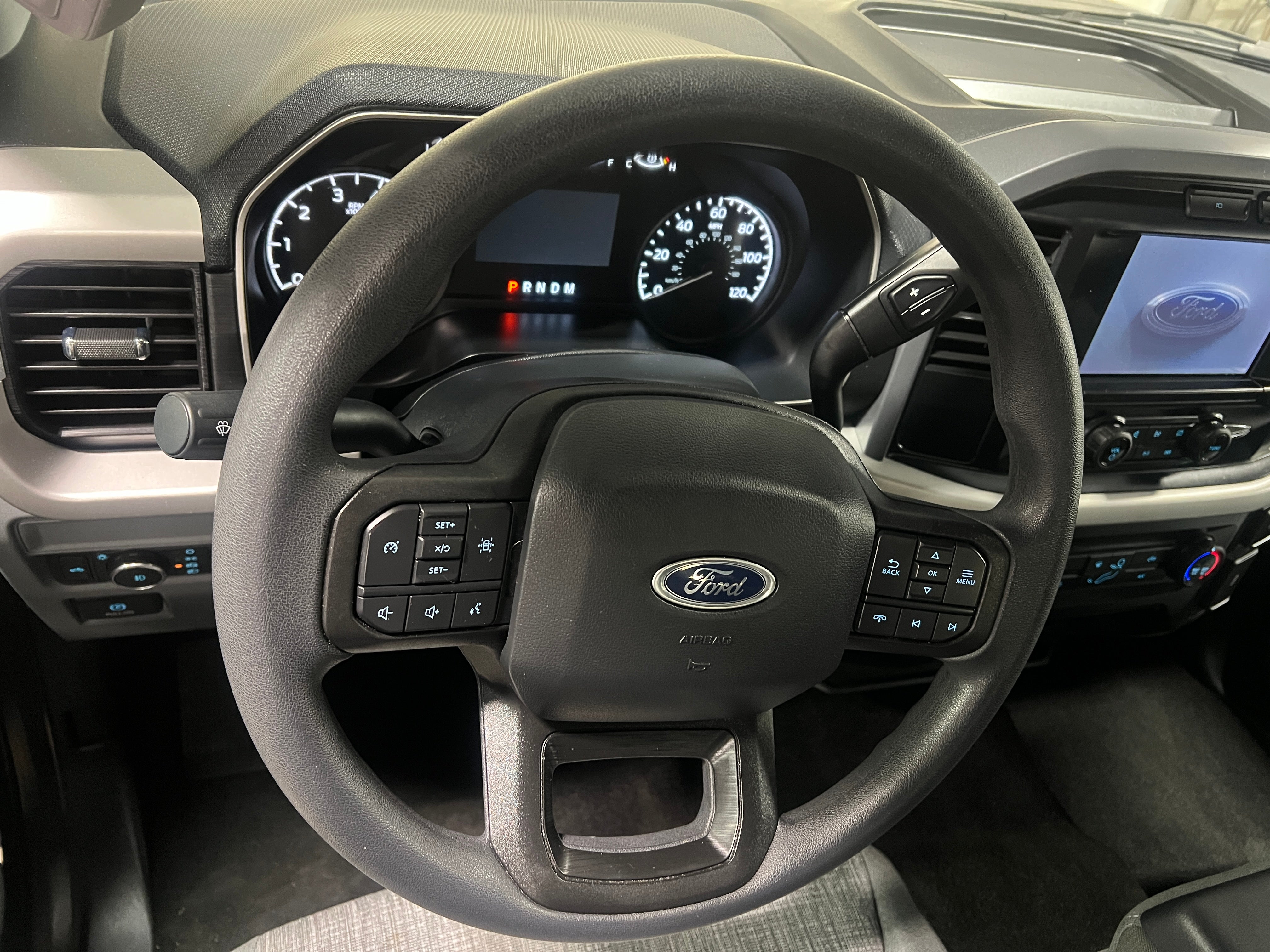 2023 Ford Econoline E-150 5