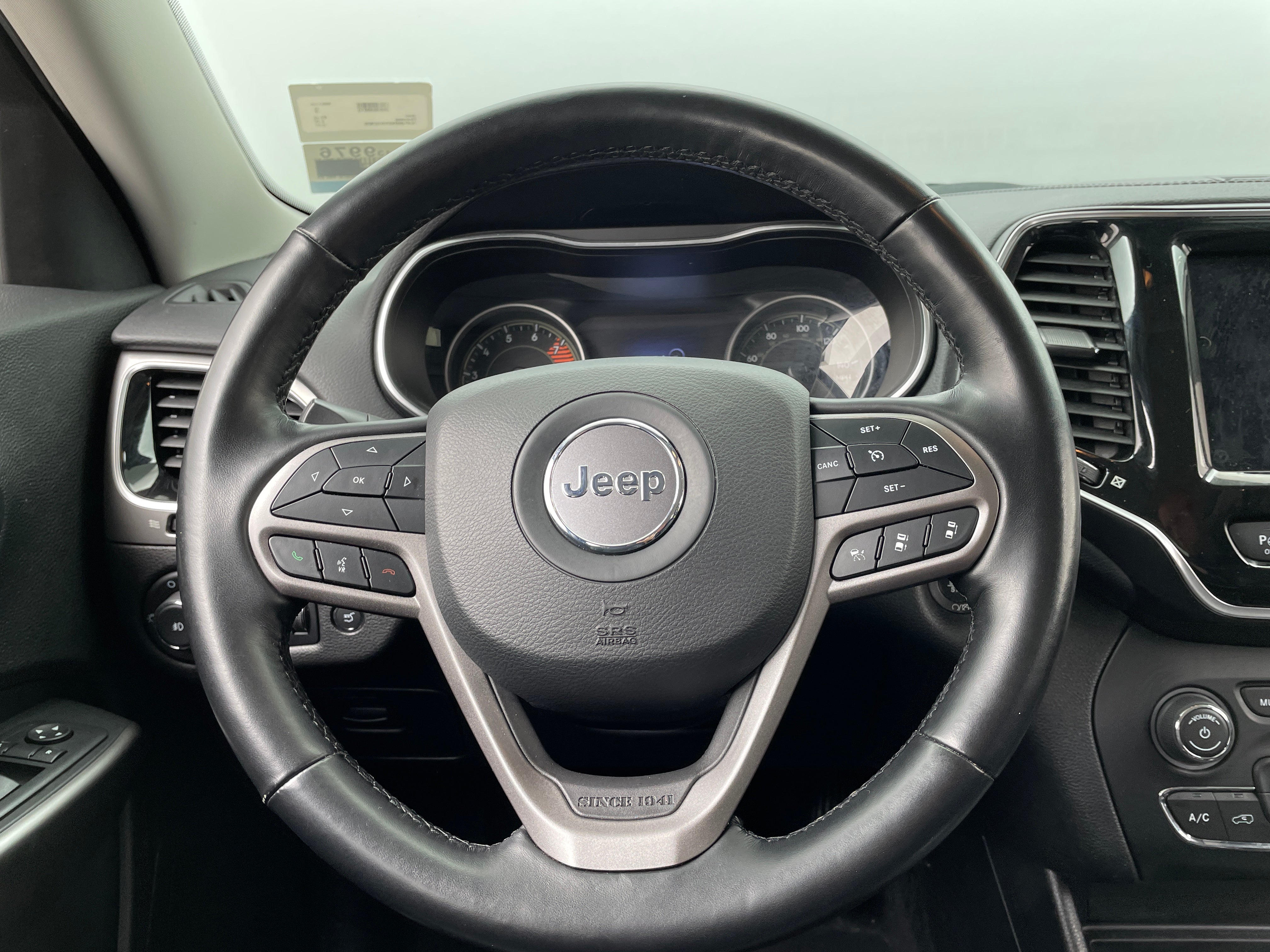 2021 Jeep Cherokee Limited Edition 4
