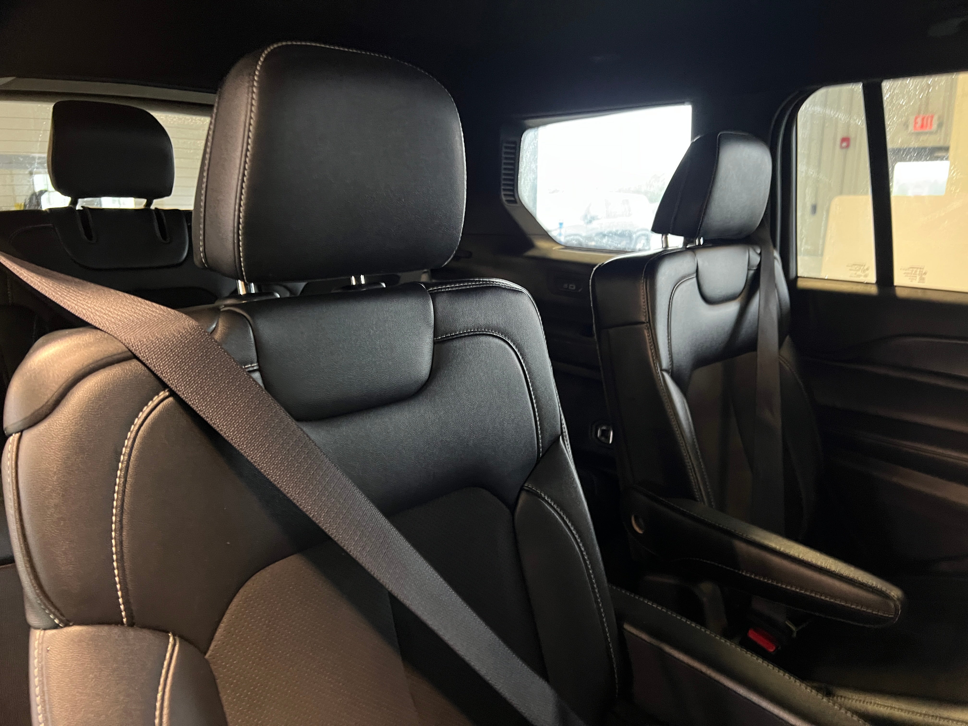 2023 Jeep Grand Cherokee L Altitude 5