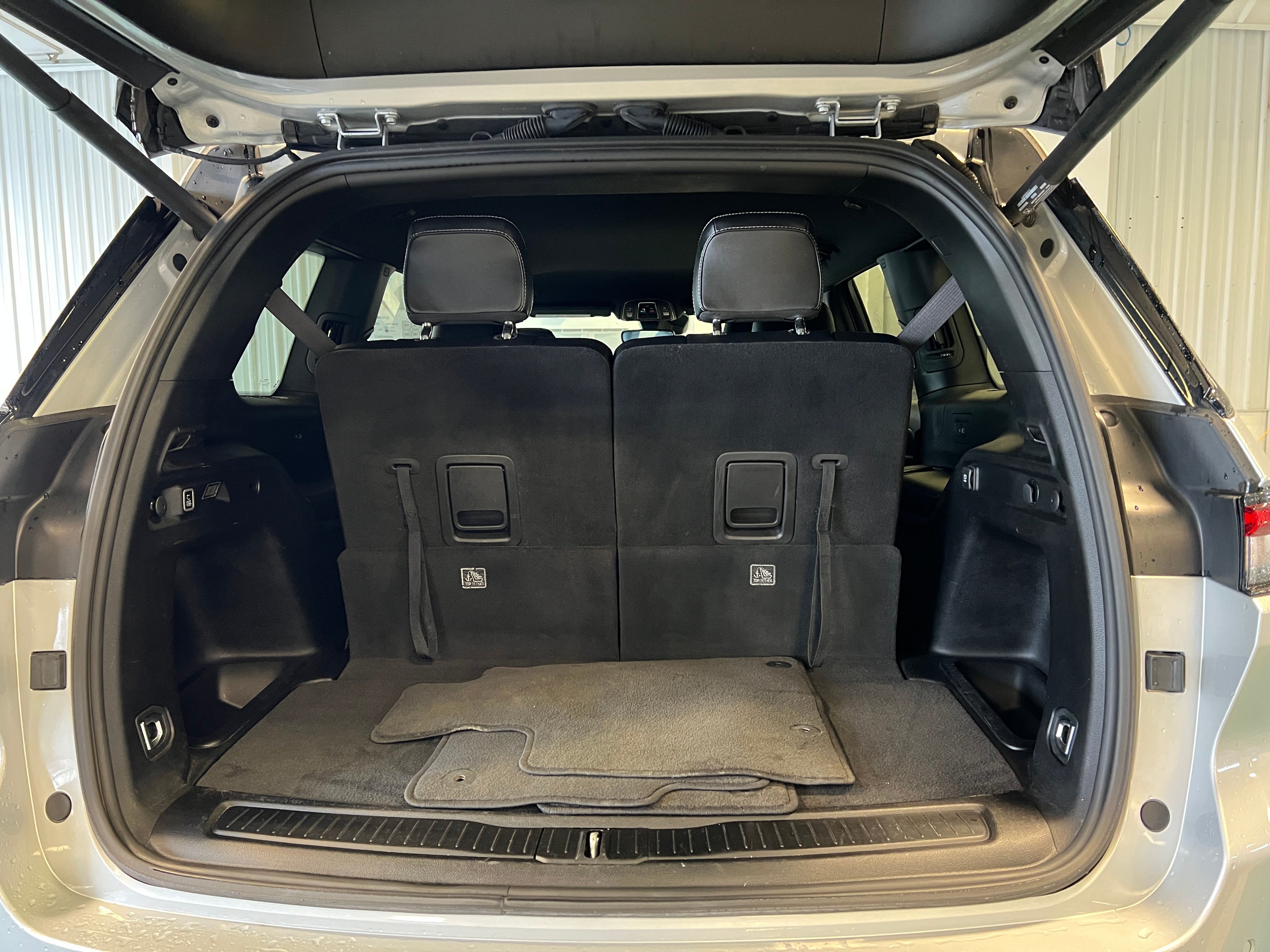2023 Jeep Grand Cherokee L Altitude 6
