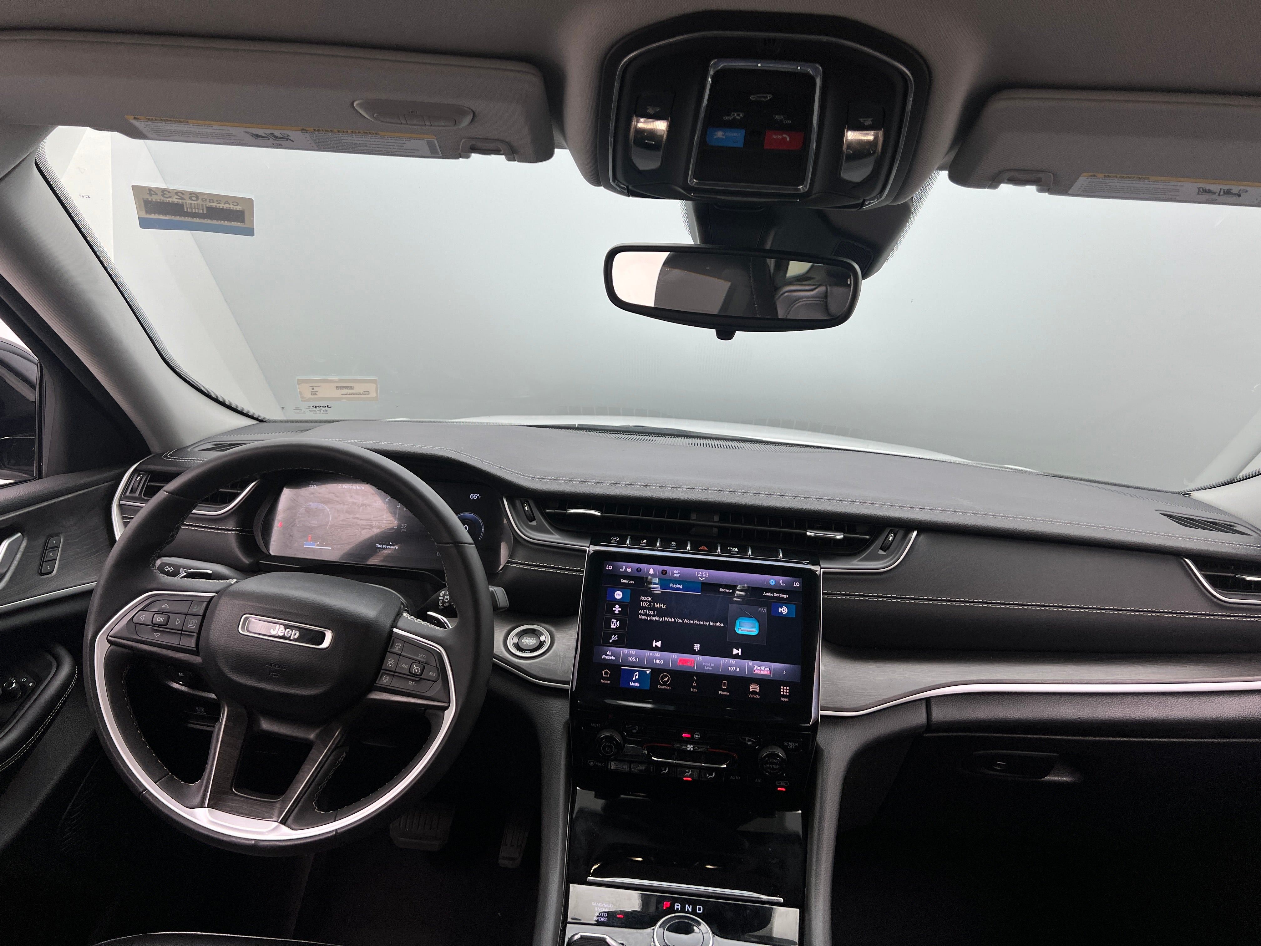 2023 Jeep Grand Cherokee L Limited Edition 2