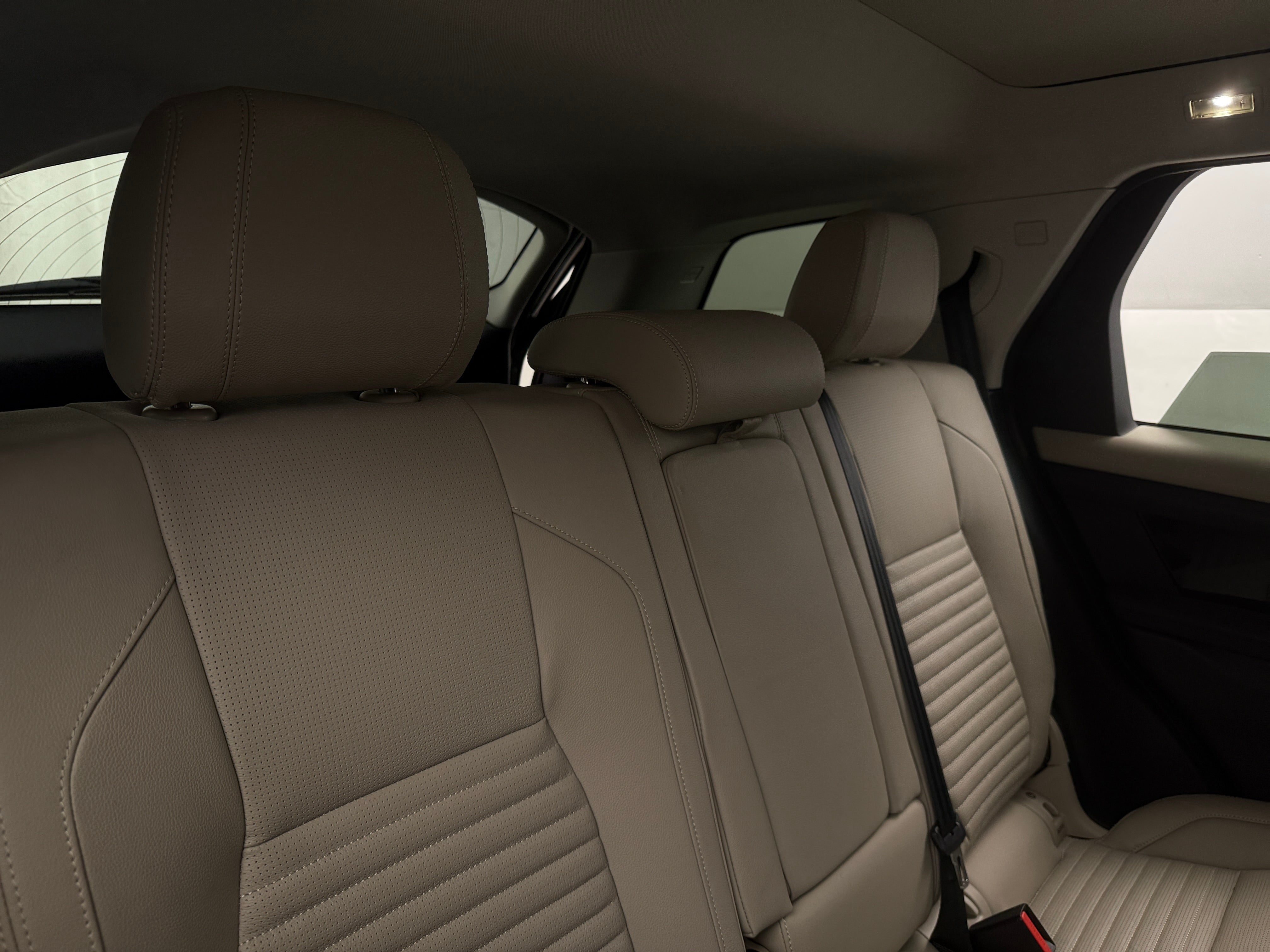 2022 Land Rover Discovery Sport S 5