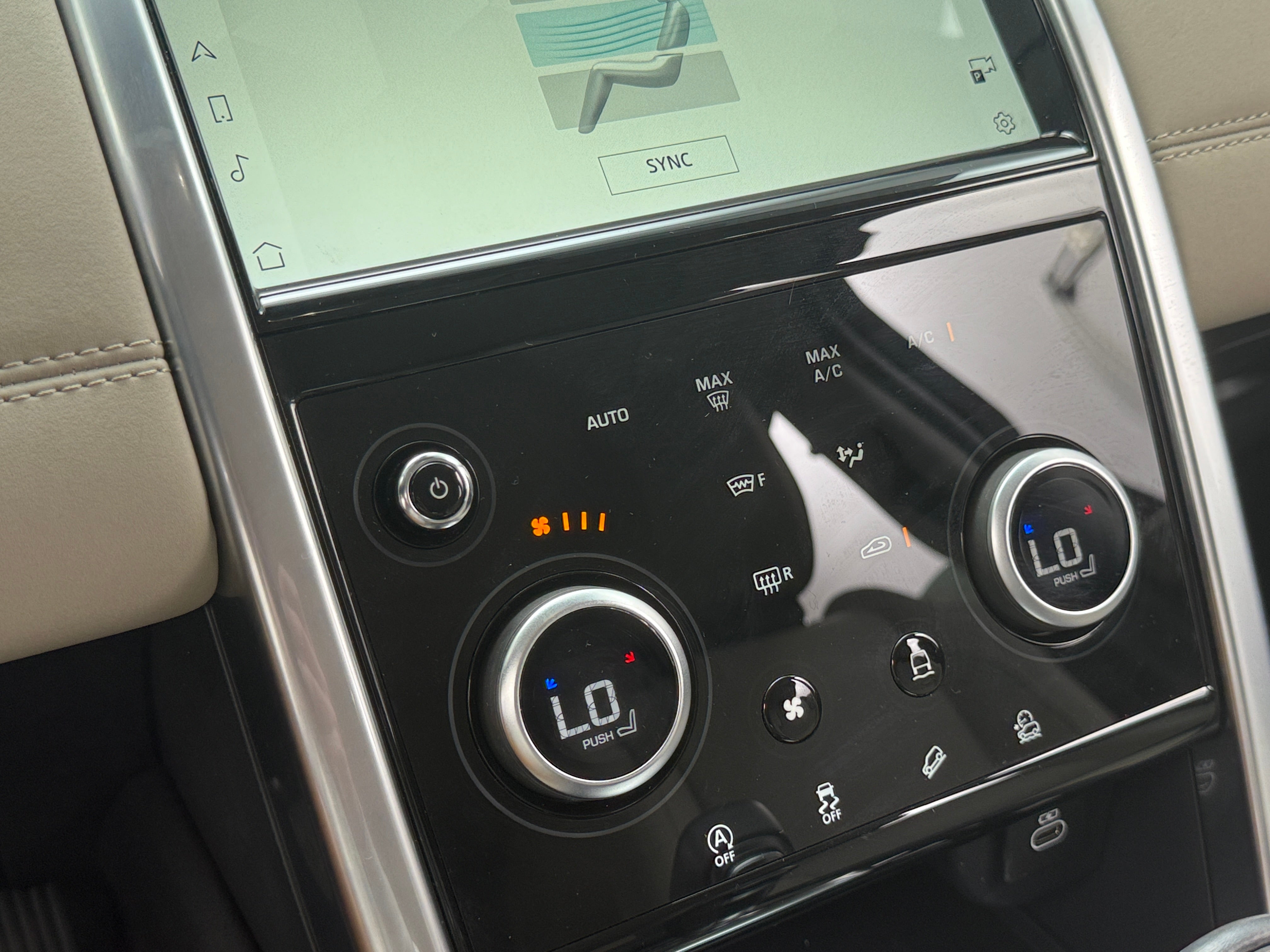 2022 Land Rover Discovery Sport S 3