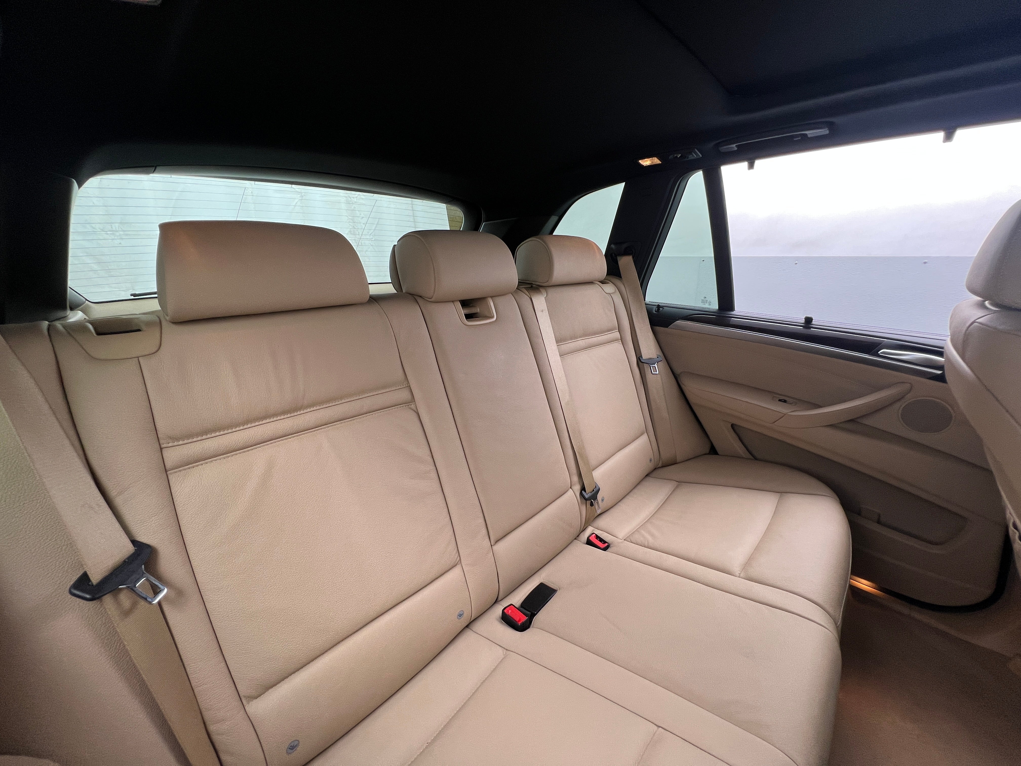 2011 BMW X5 xDrive50i 5