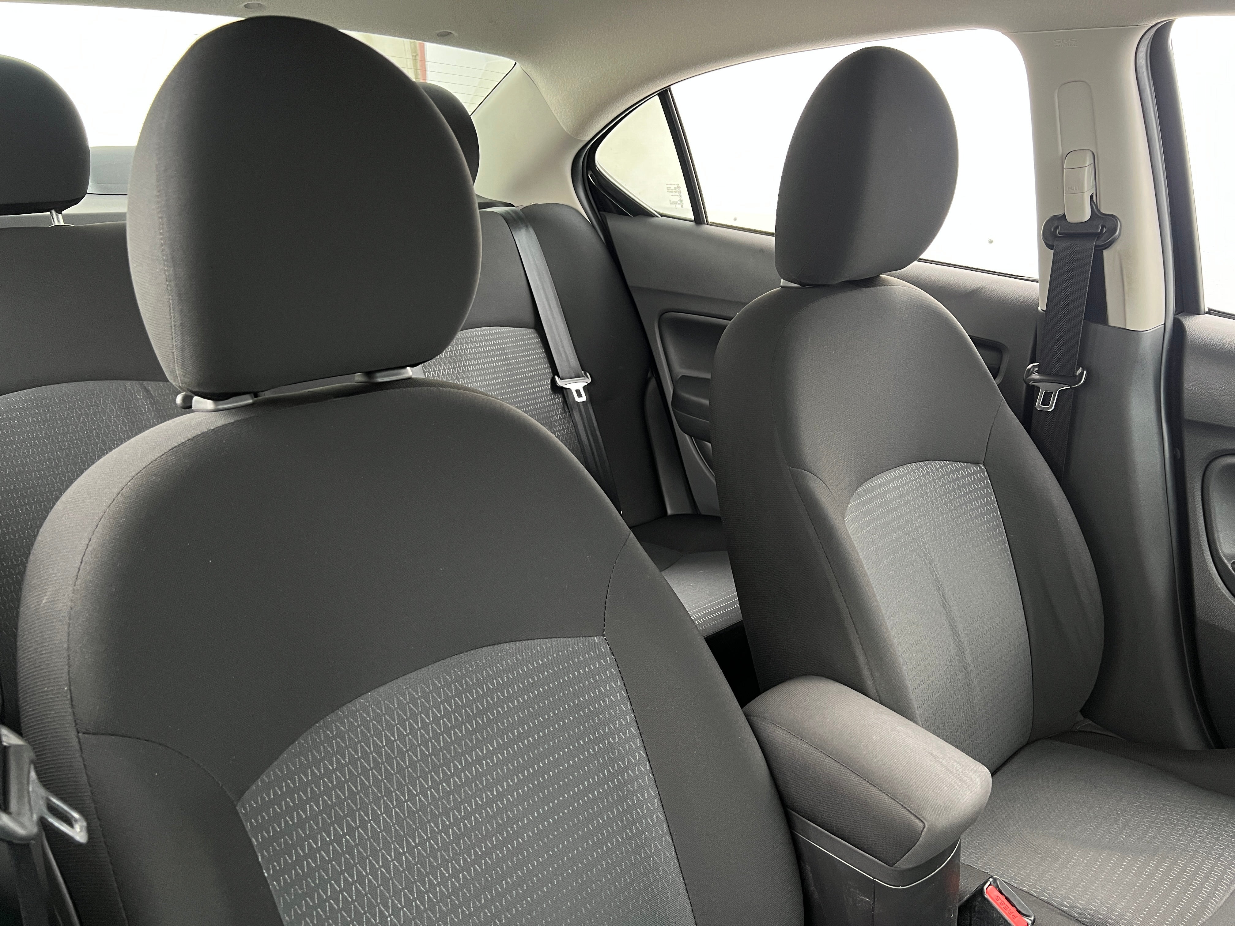 2022 Mitsubishi Mirage G4 ES 2