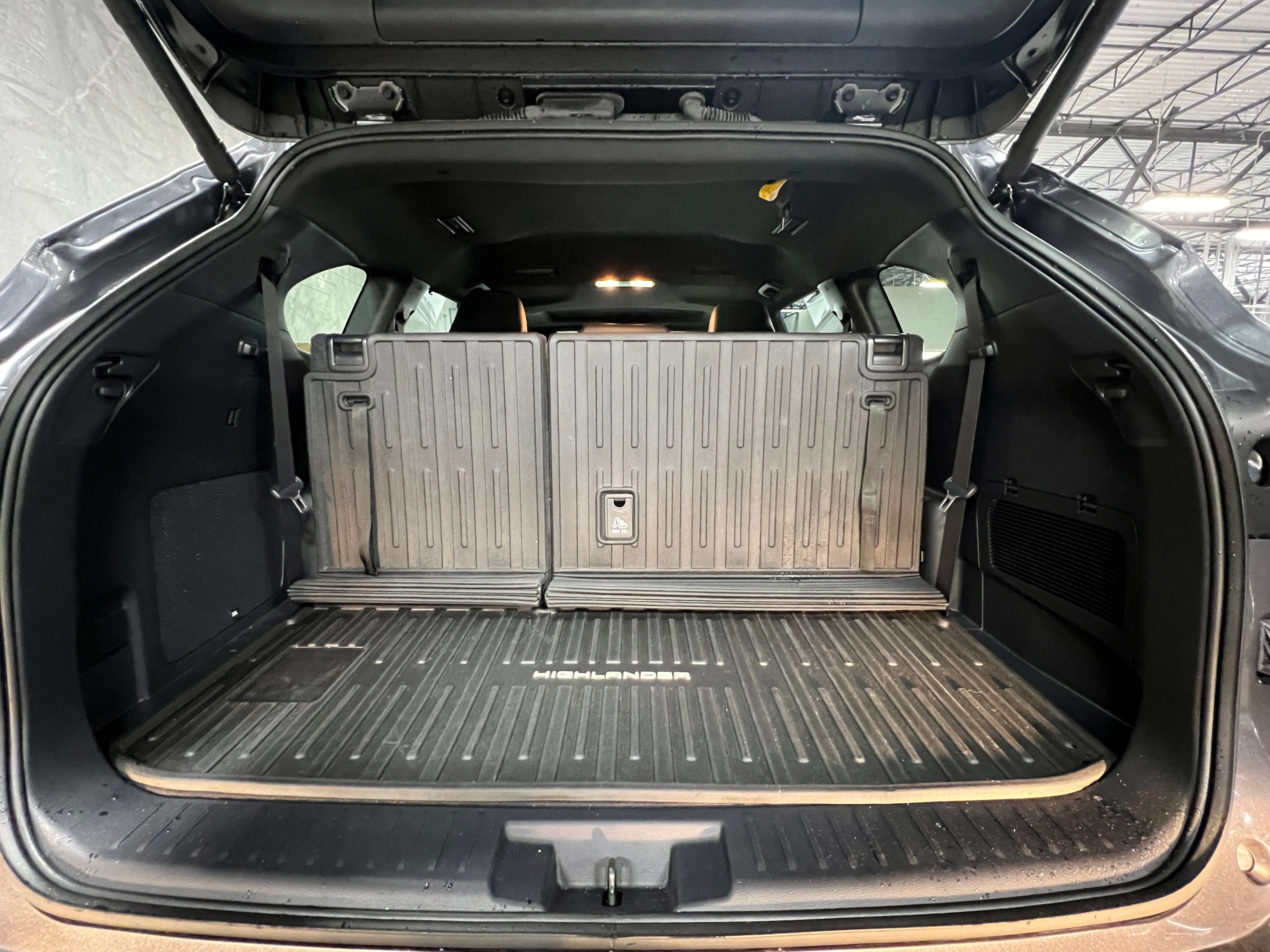 2024 Toyota Highlander XSE 6