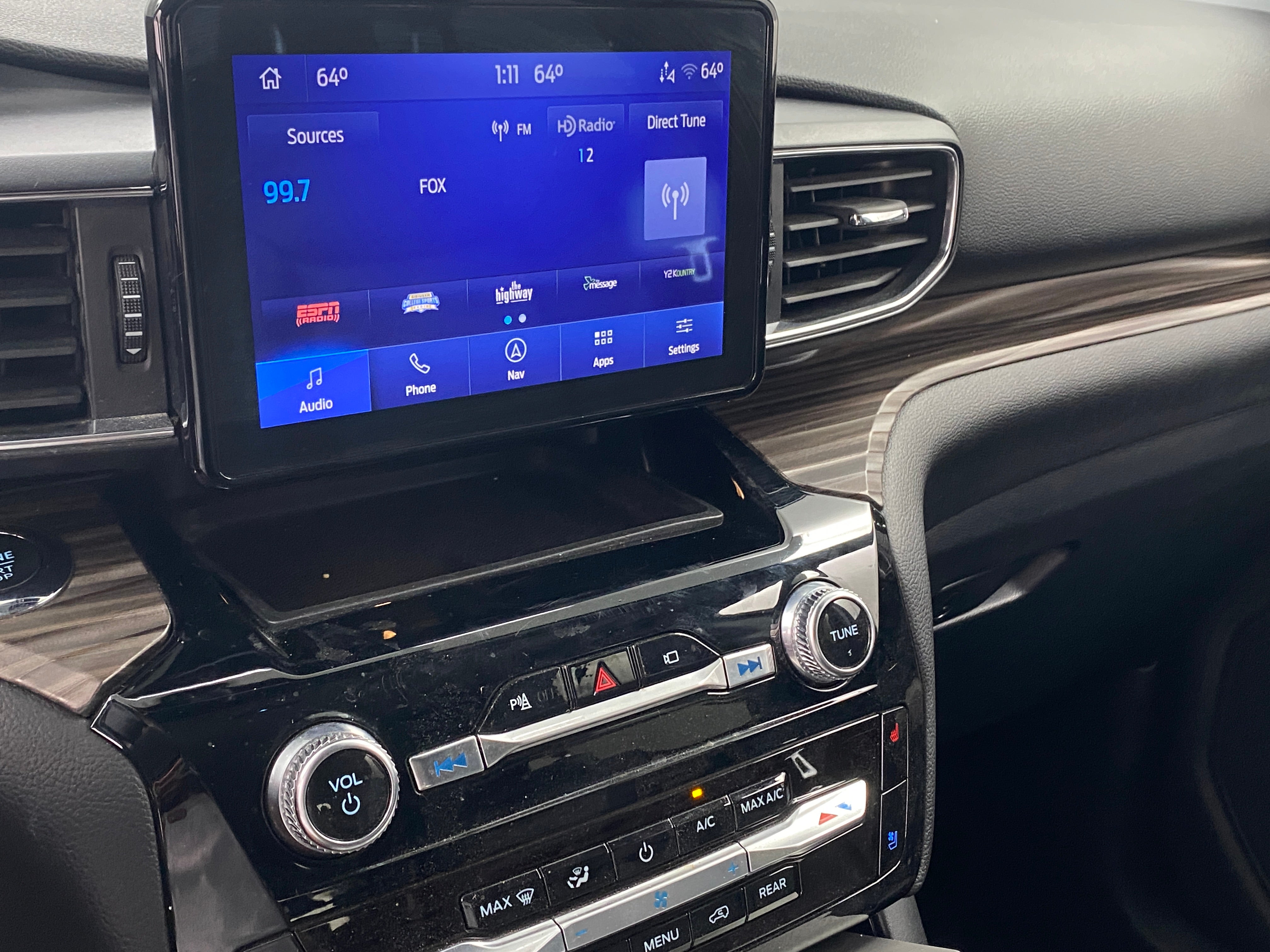 2022 Ford Explorer Limited 3