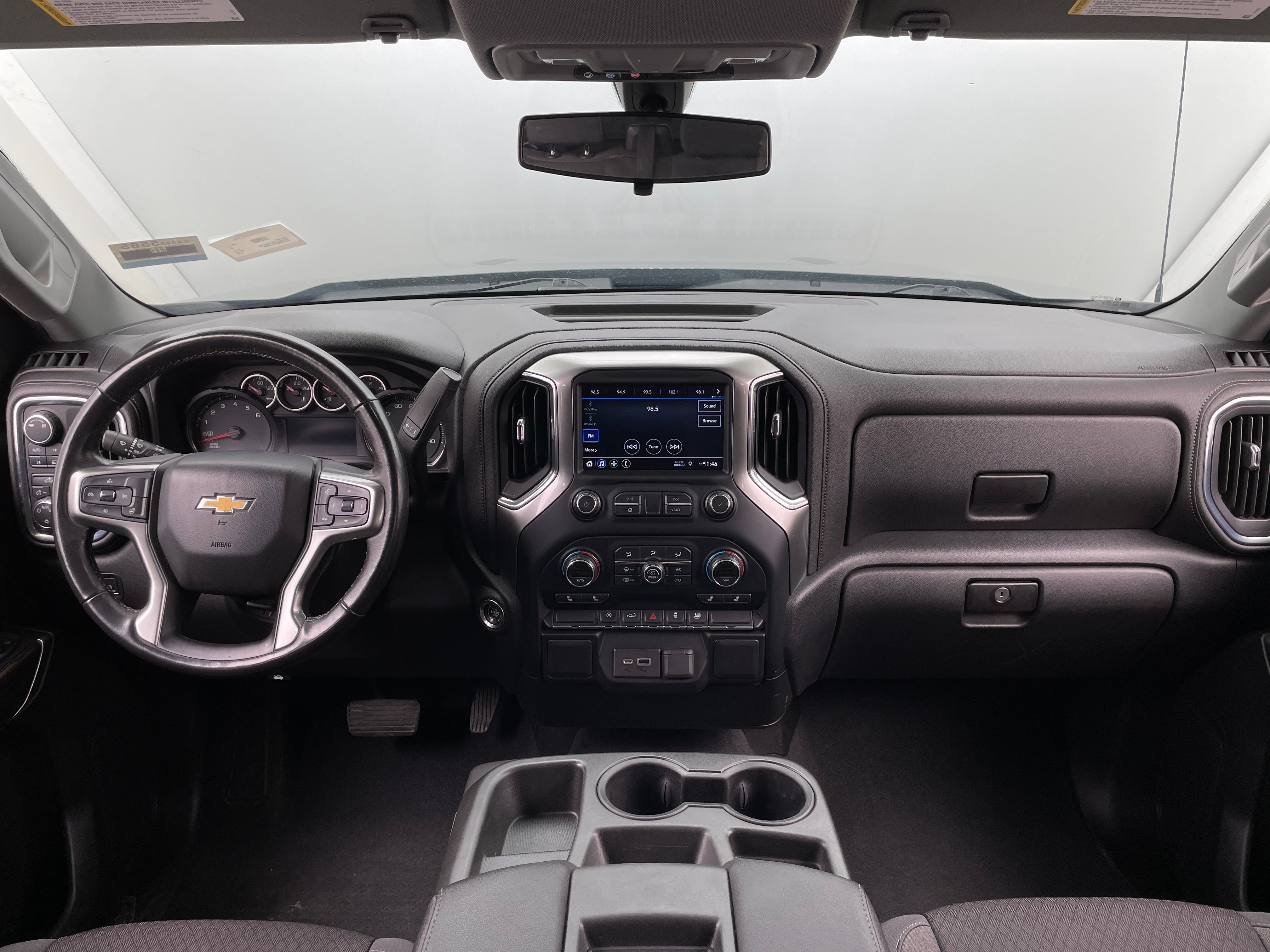 2019 Chevrolet Silverado 1500 LT 3