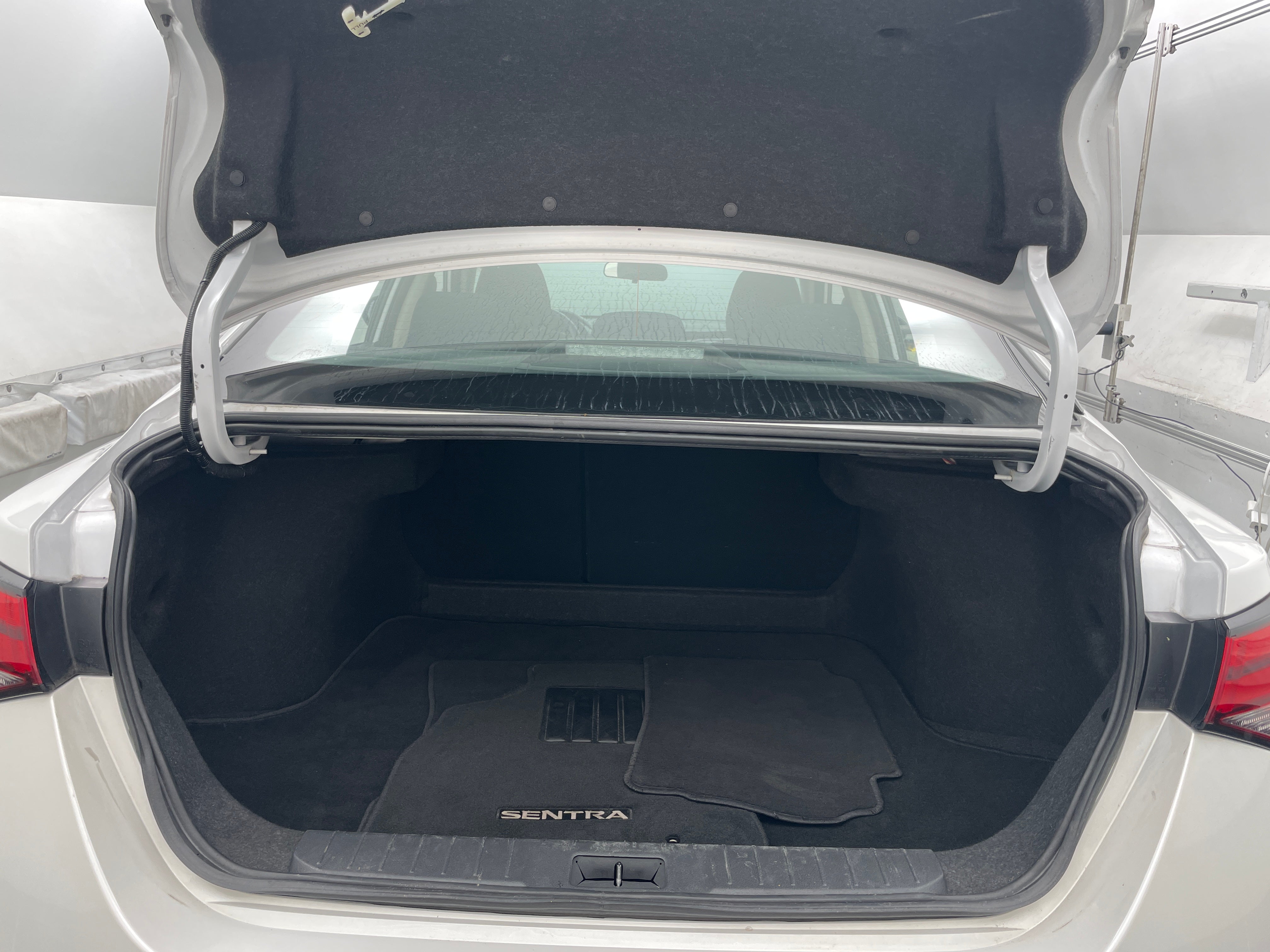 2024 Nissan Sentra SV 7