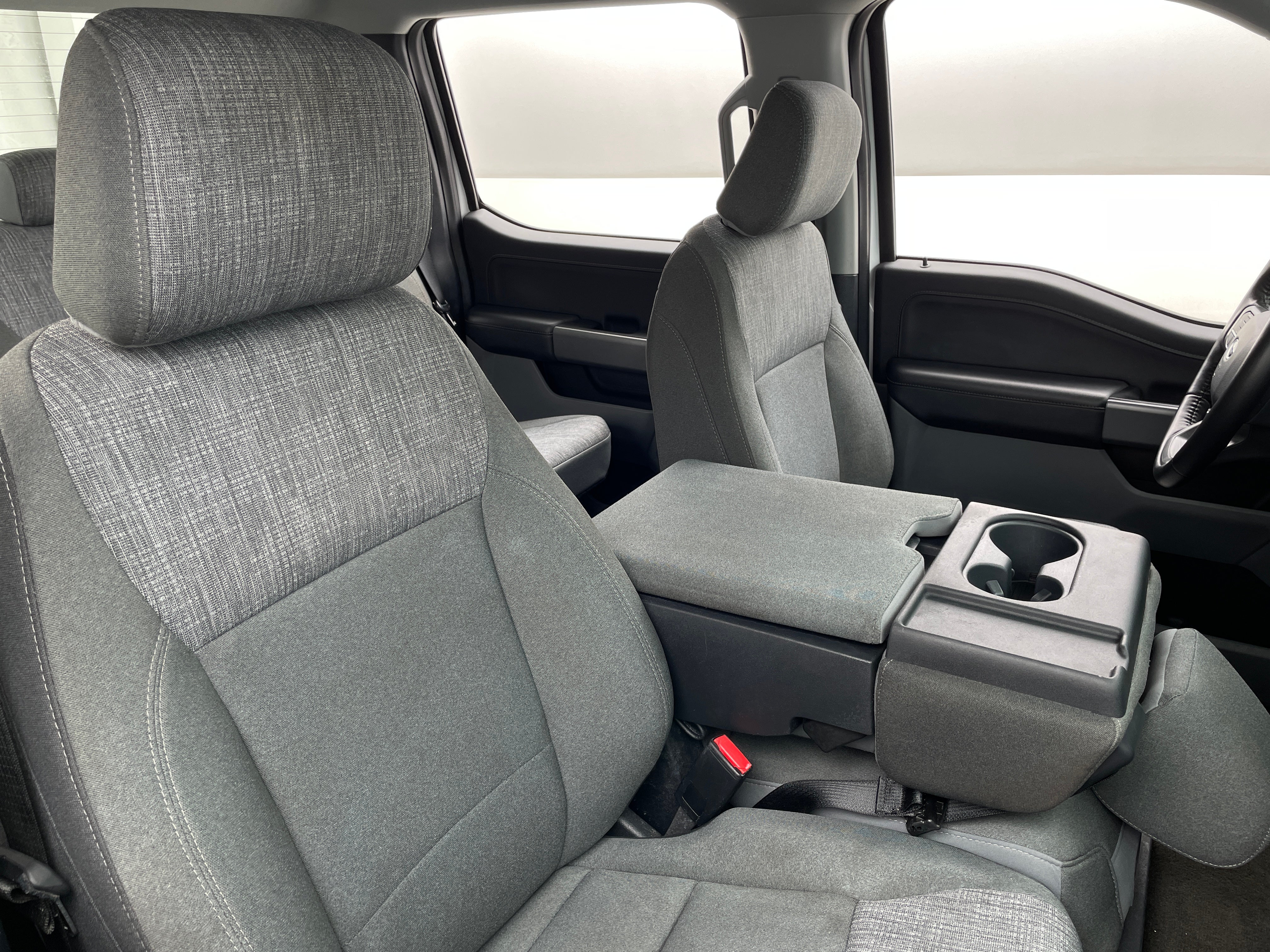 2022 Ford Econoline E-150 2