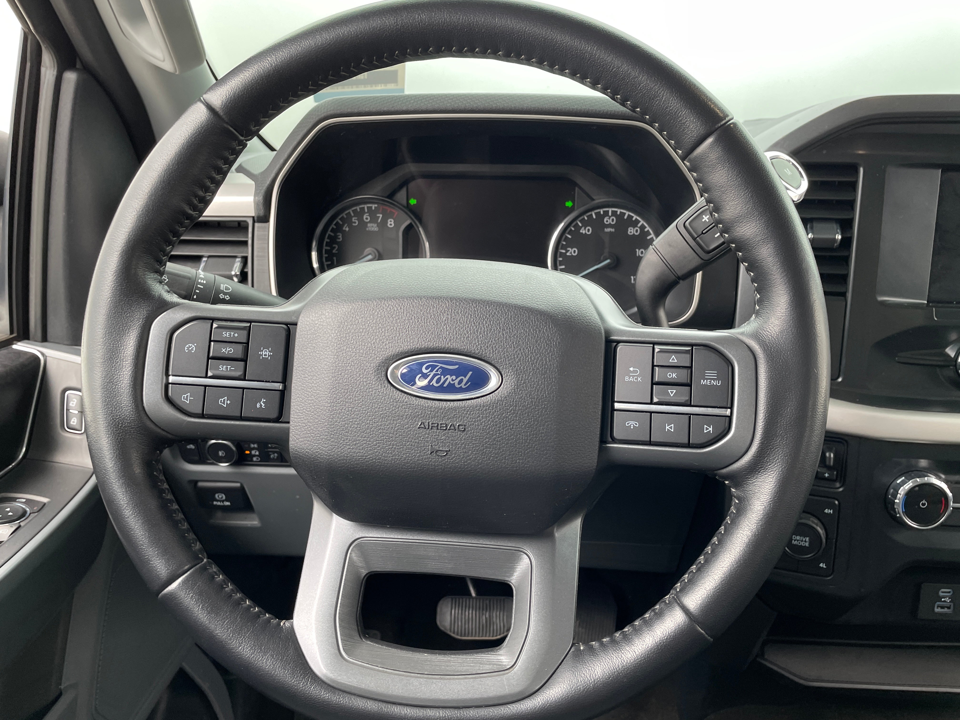 2022 Ford Econoline E-150 5