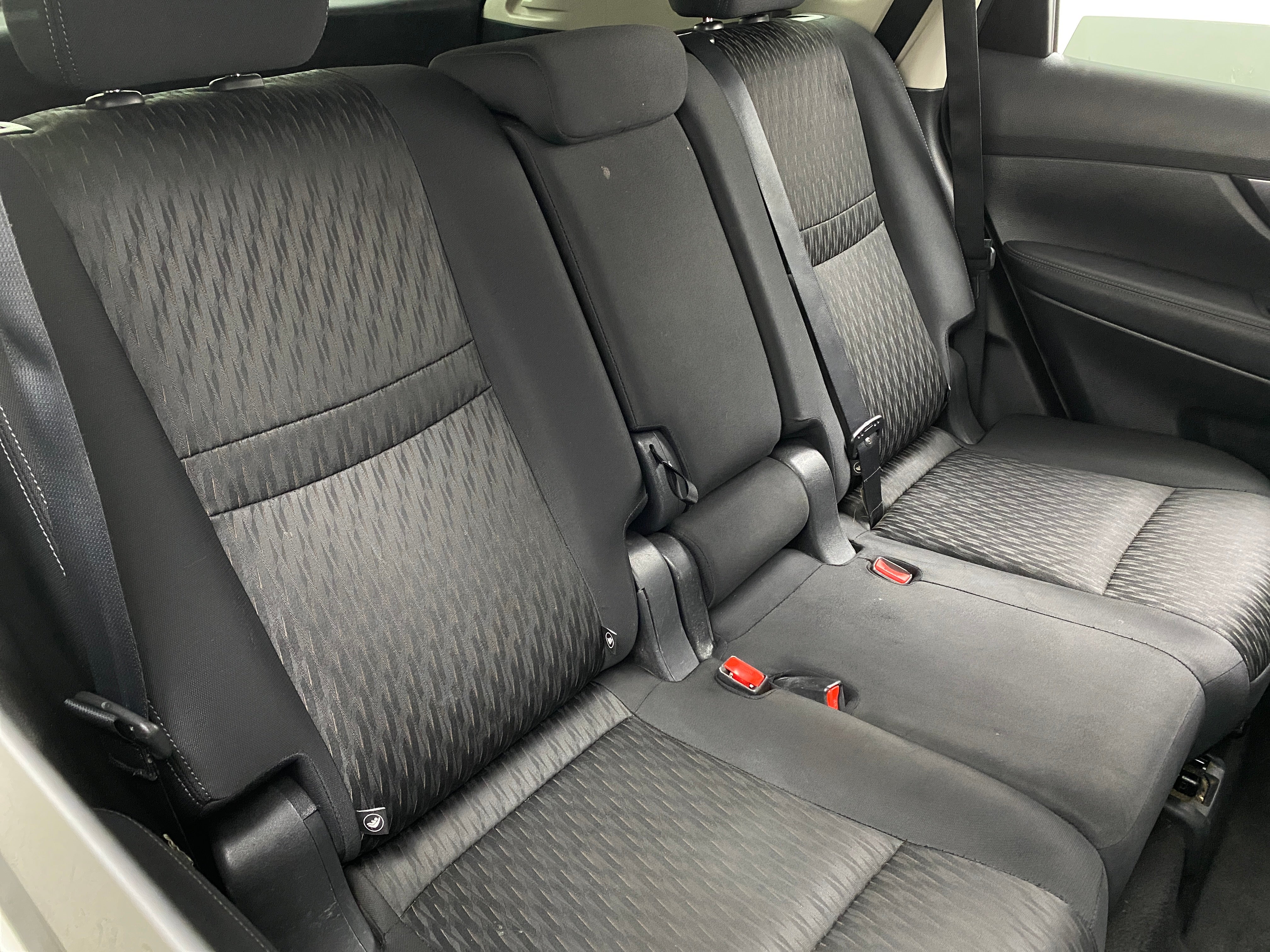 2018 Nissan Rogue SV 6