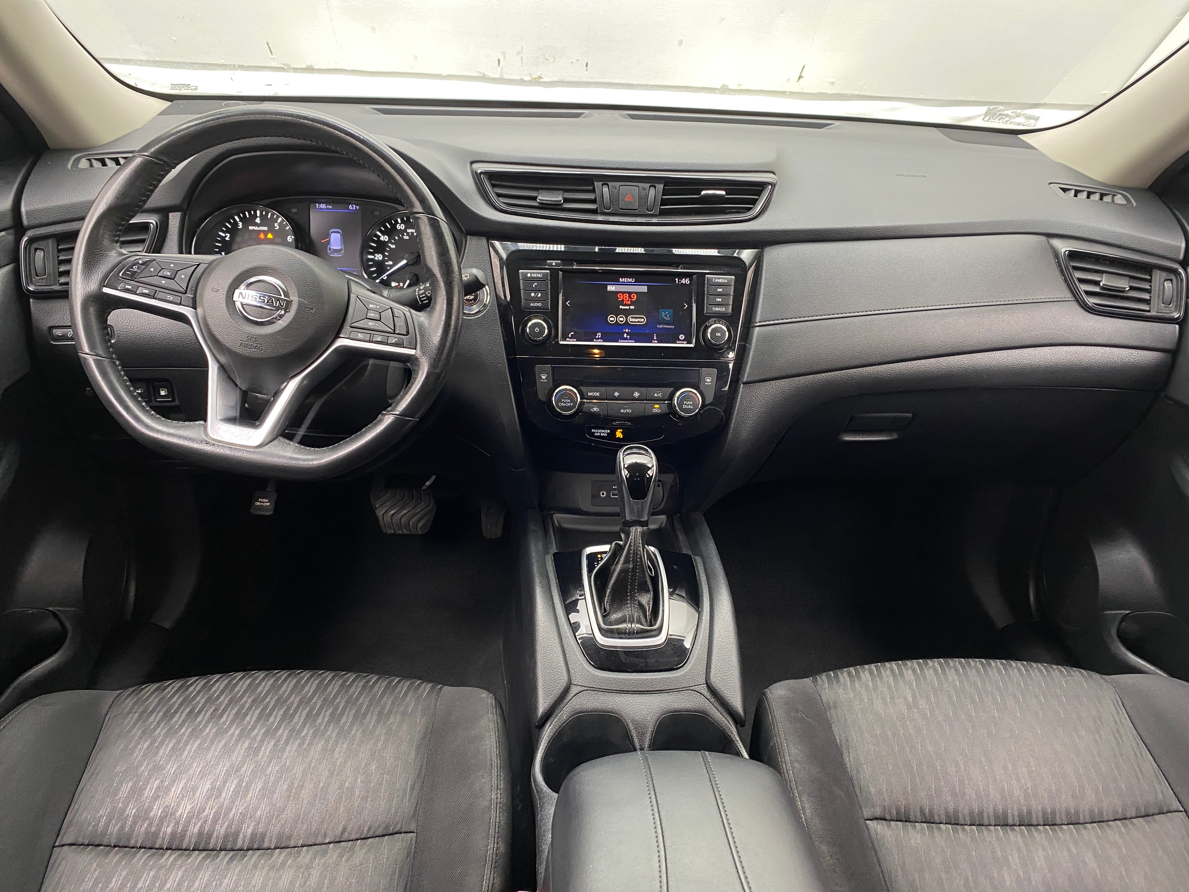 2018 Nissan Rogue SV 3