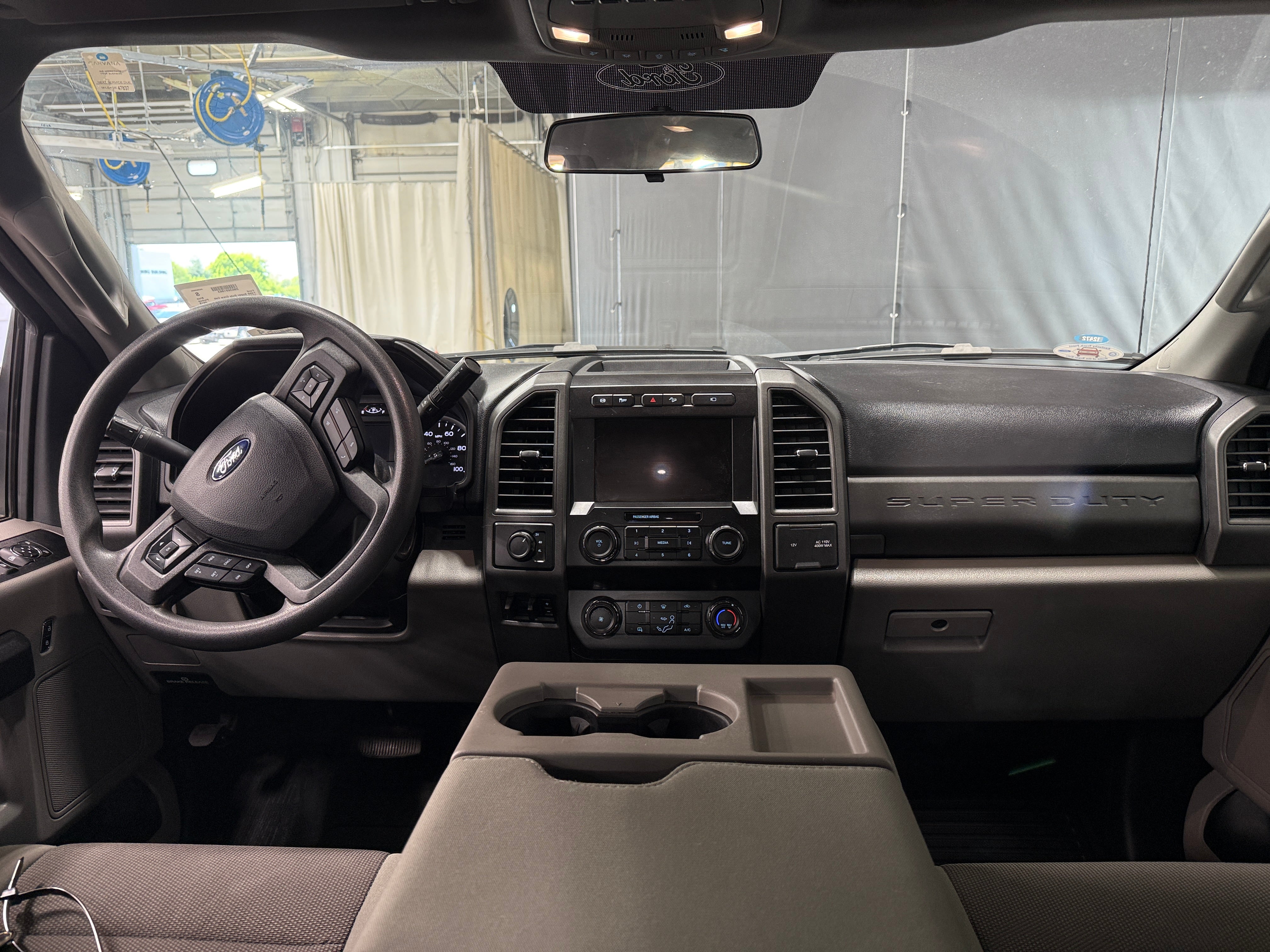 2019 Ford Econoline E-350 3