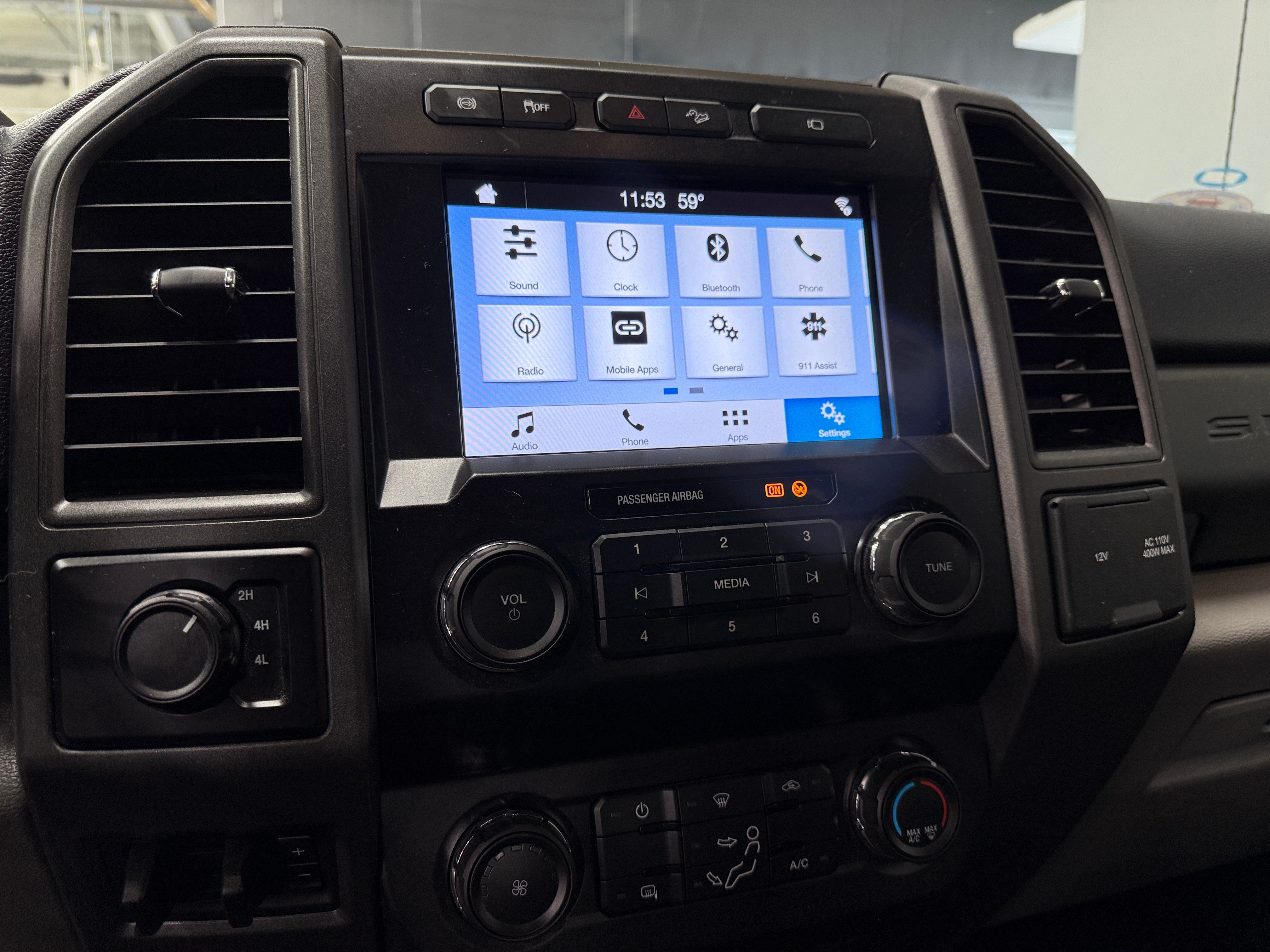 2019 Ford Econoline E-350 4