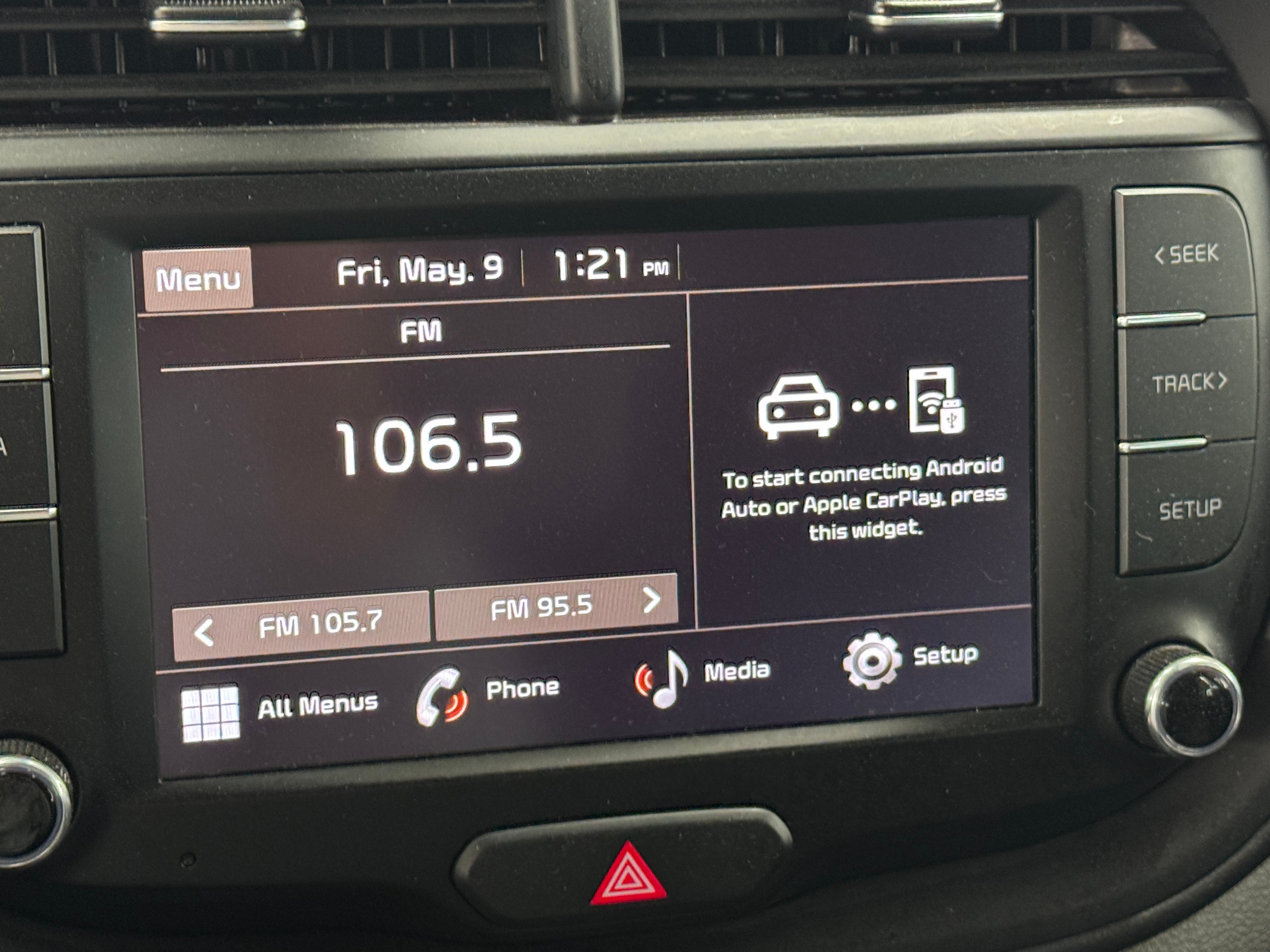 2023 Kia Soul LX 4