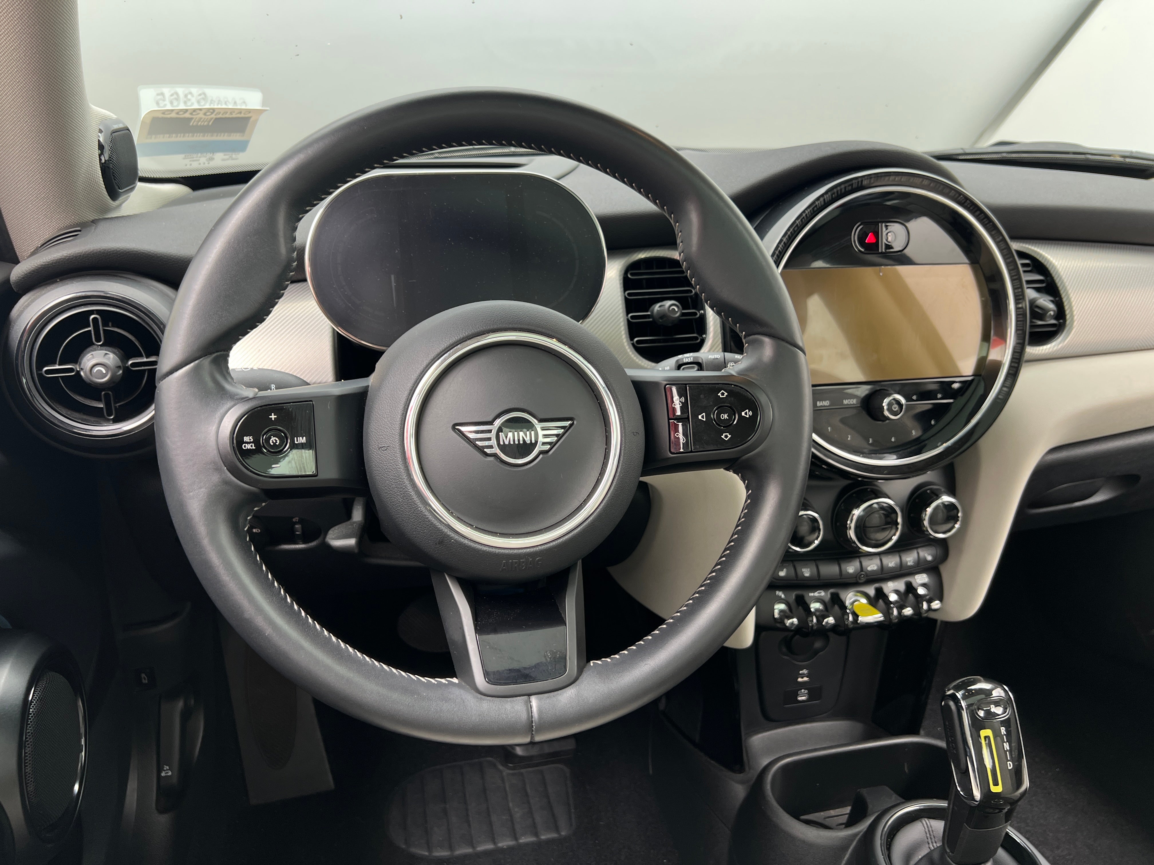2023 MINI Cooper Hardtop SE 4