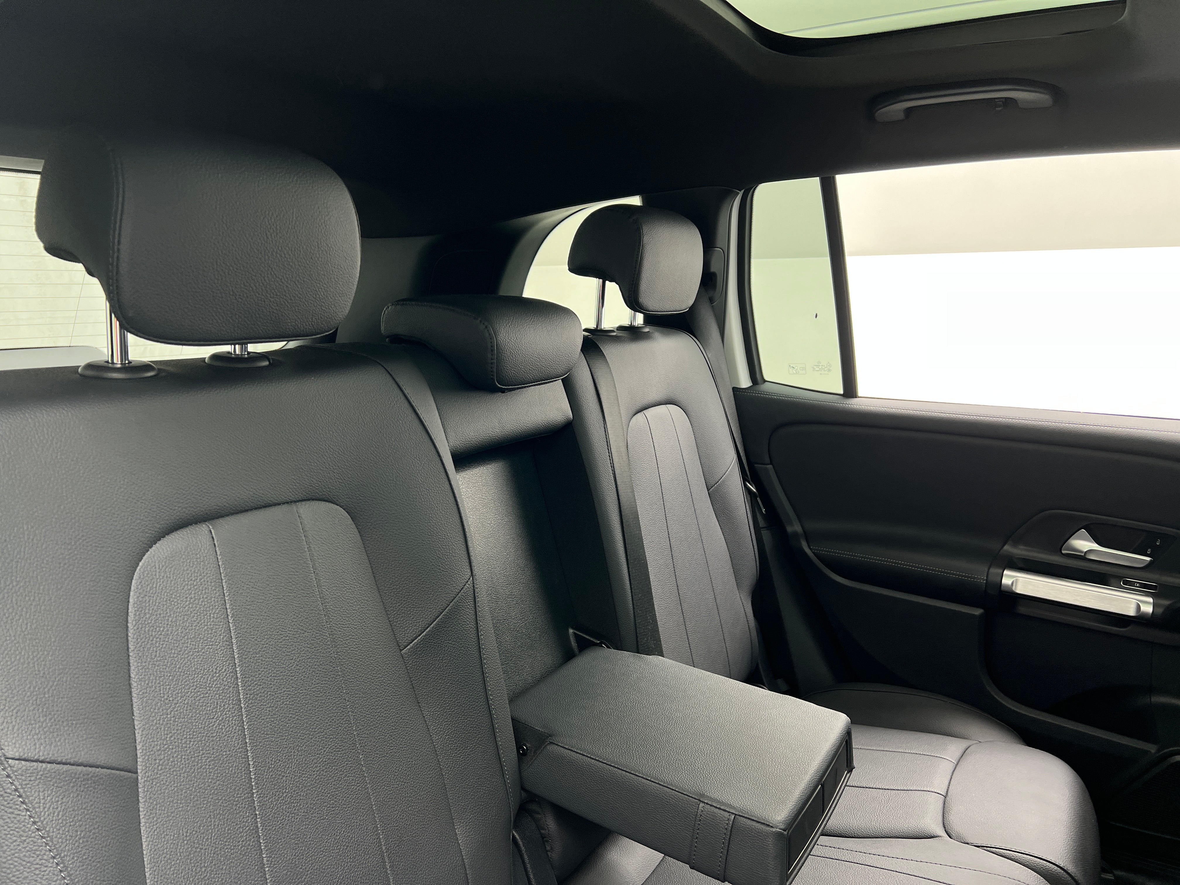 2024 Mercedes-Benz GLB 250 5