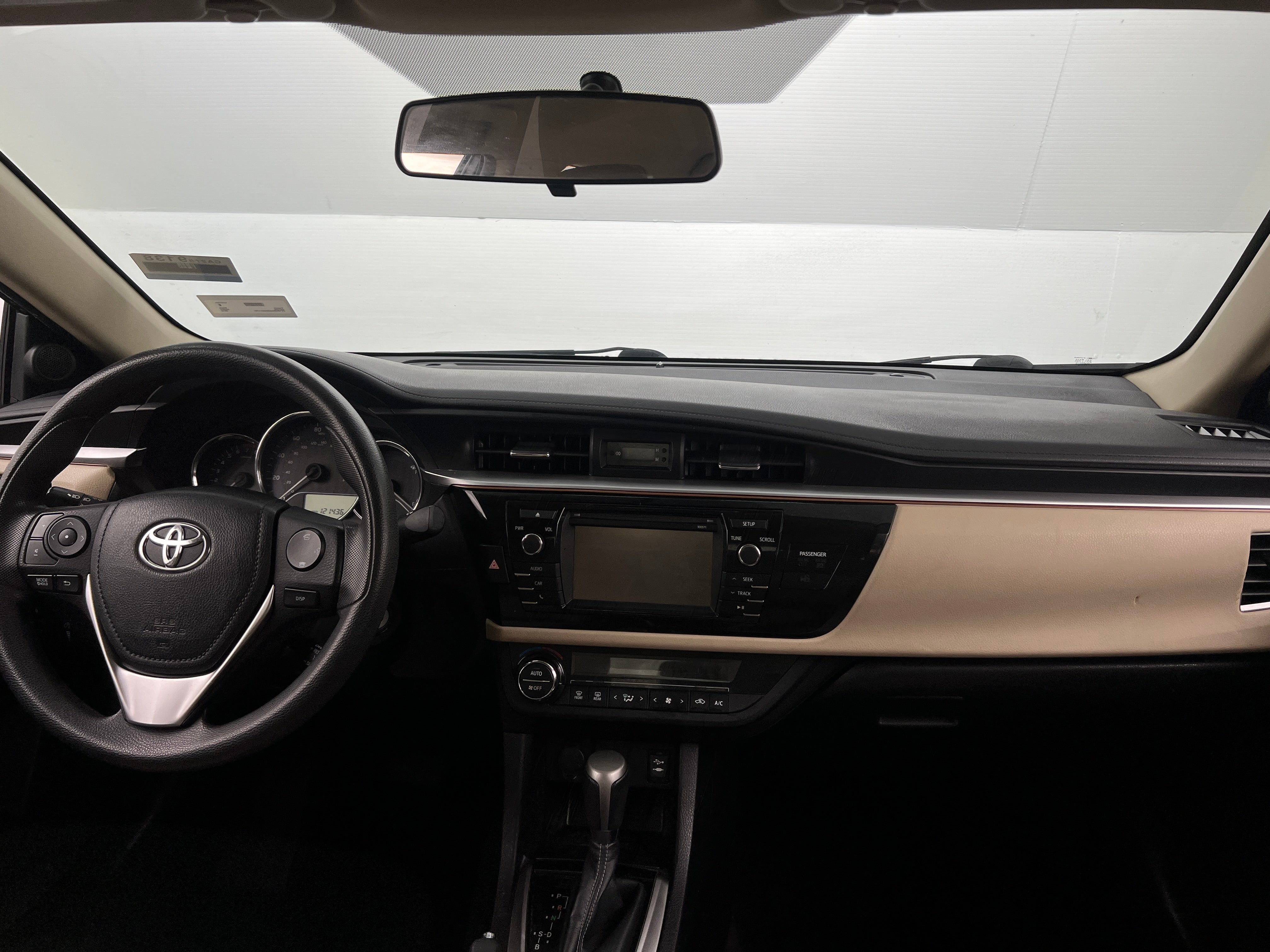 2014 Toyota Corolla LE 3