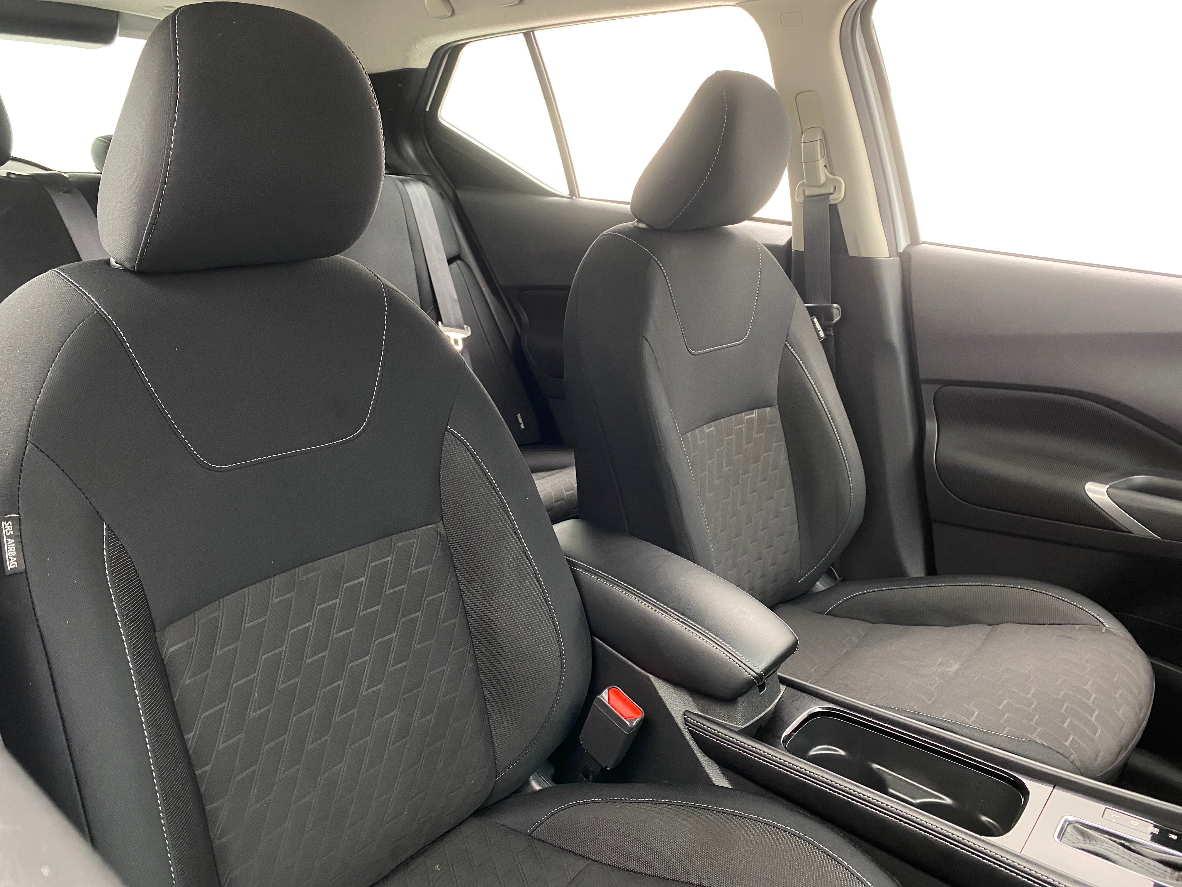 2023 Nissan Kicks SV 2
