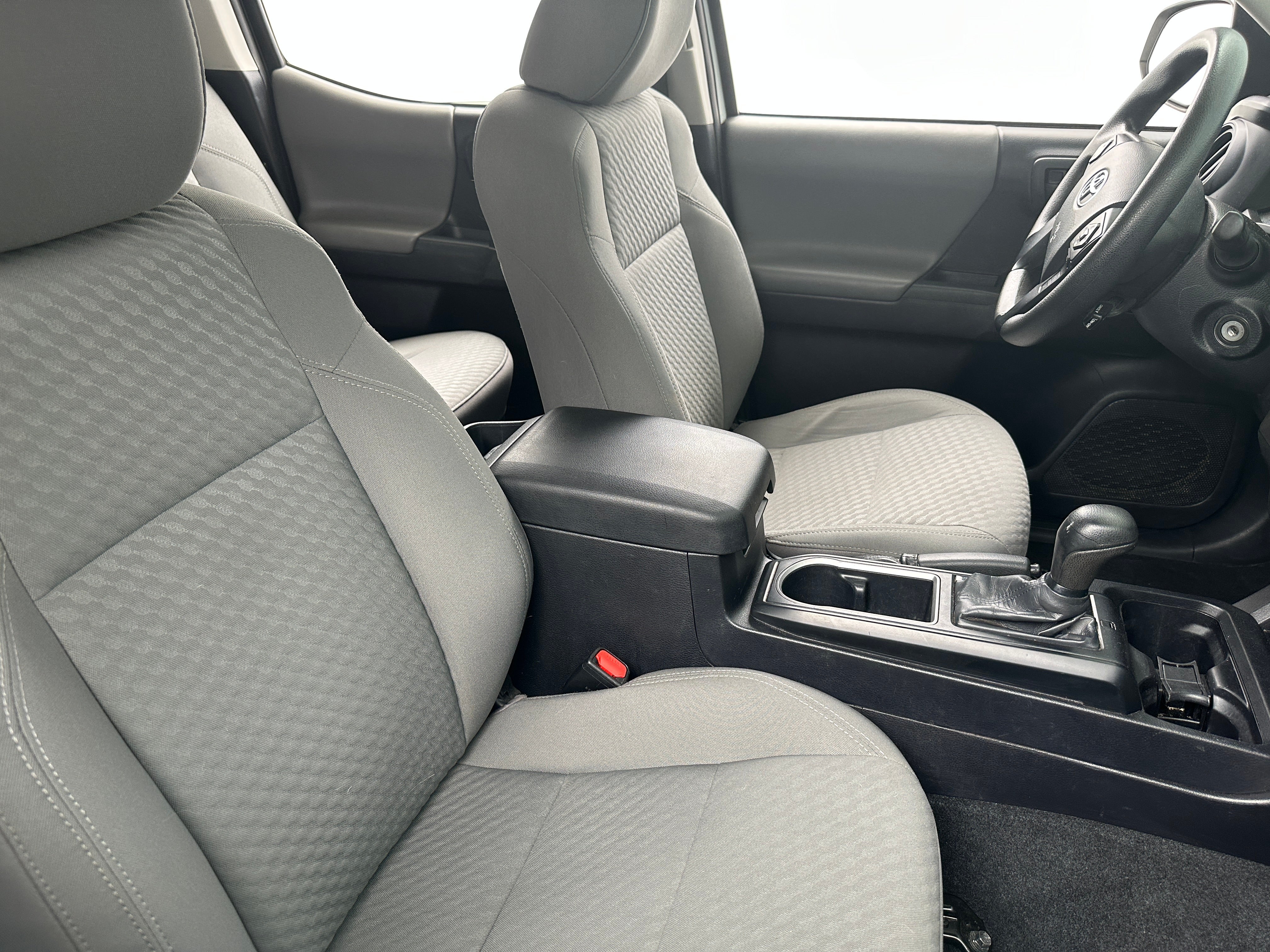 2020 Toyota Tacoma SR5 2