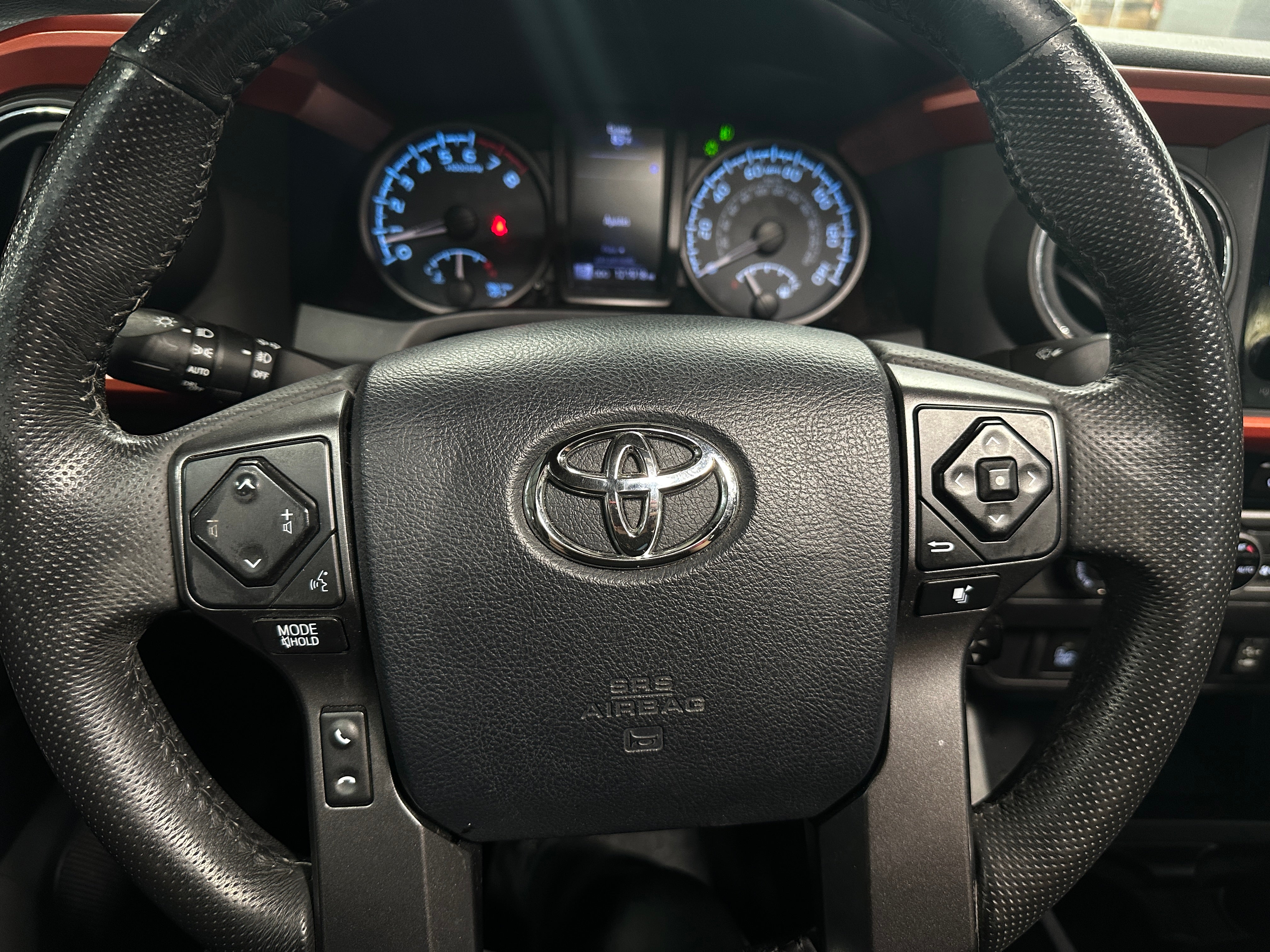 2017 Toyota Tacoma TRD Sport 5