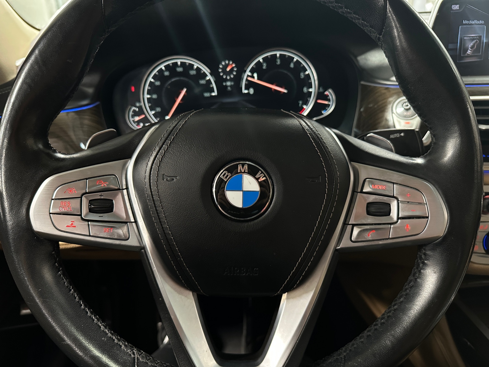 Thumbnail: 2016 BMW 7 Series - 4