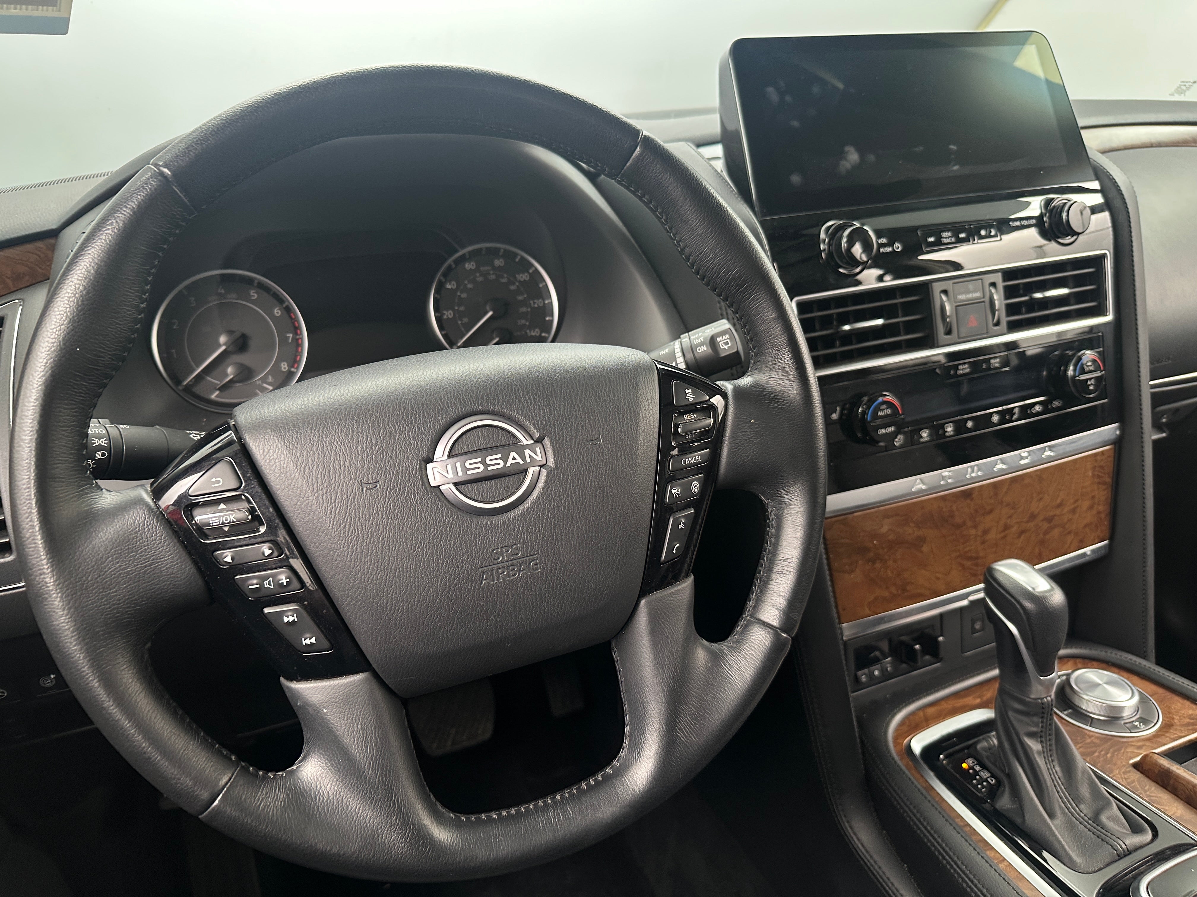 2023 Nissan Armada SL 4