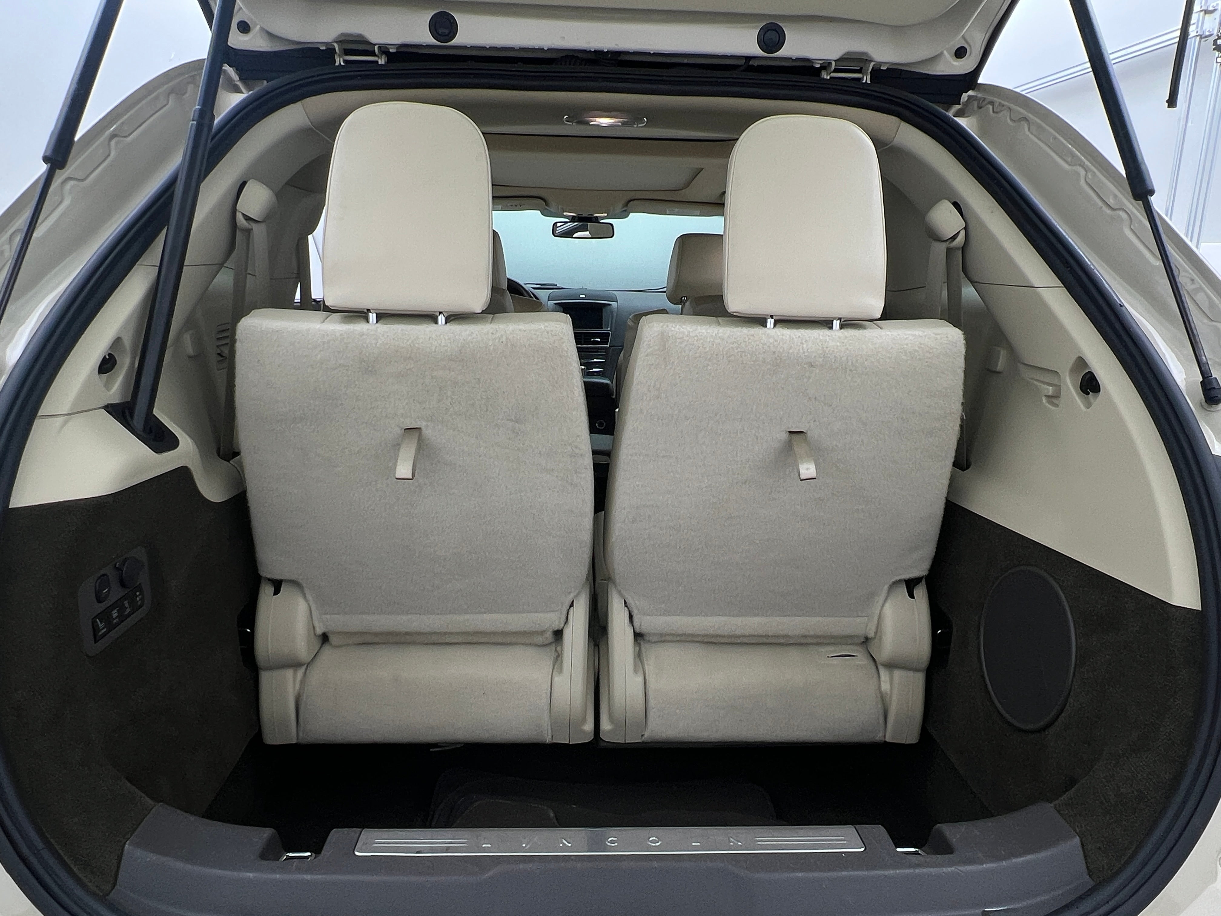 2015 Lincoln MKT EcoBoost 6