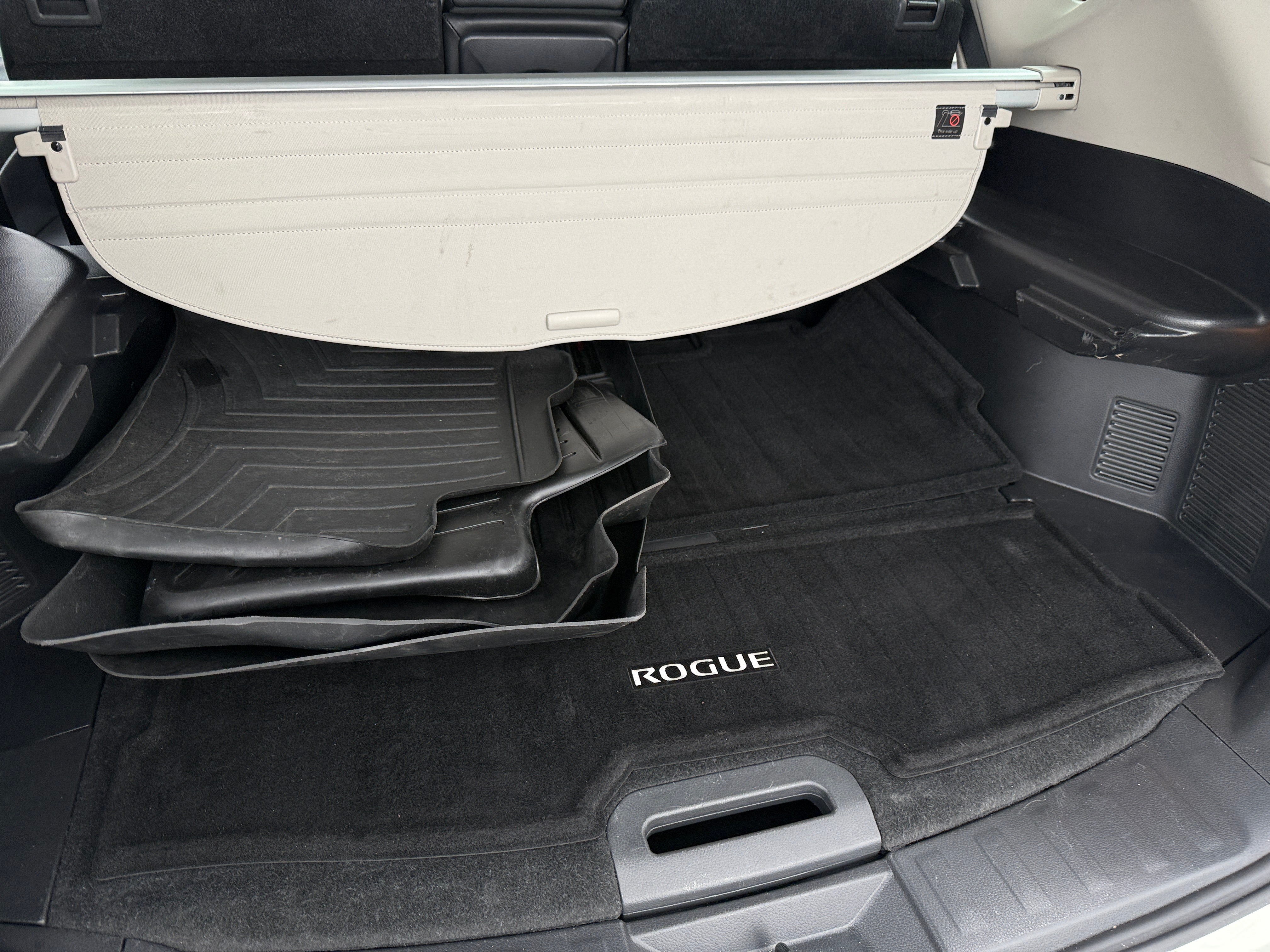 2016 Nissan Rogue SL 6