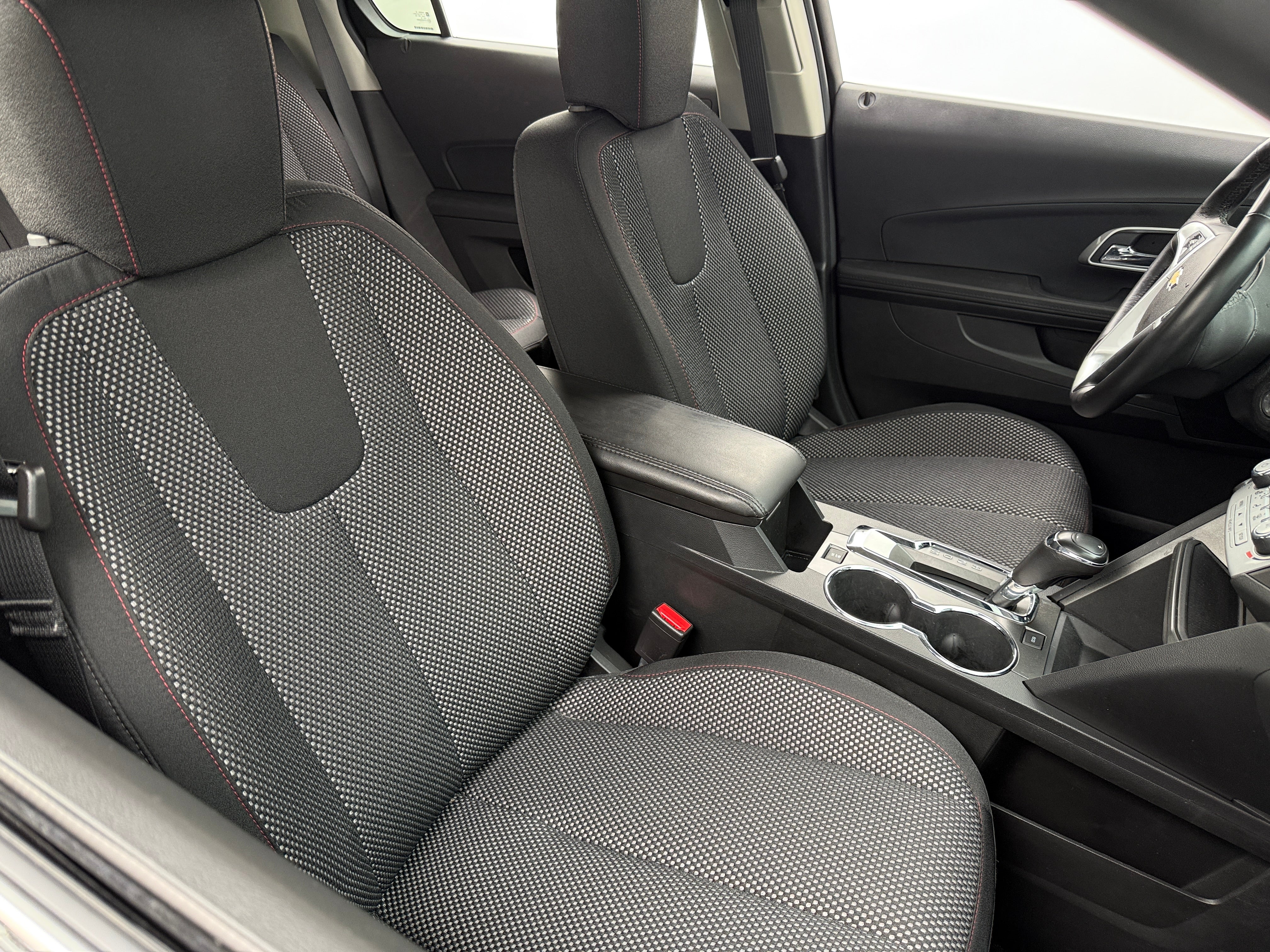 2017 Chevrolet Equinox LT 2