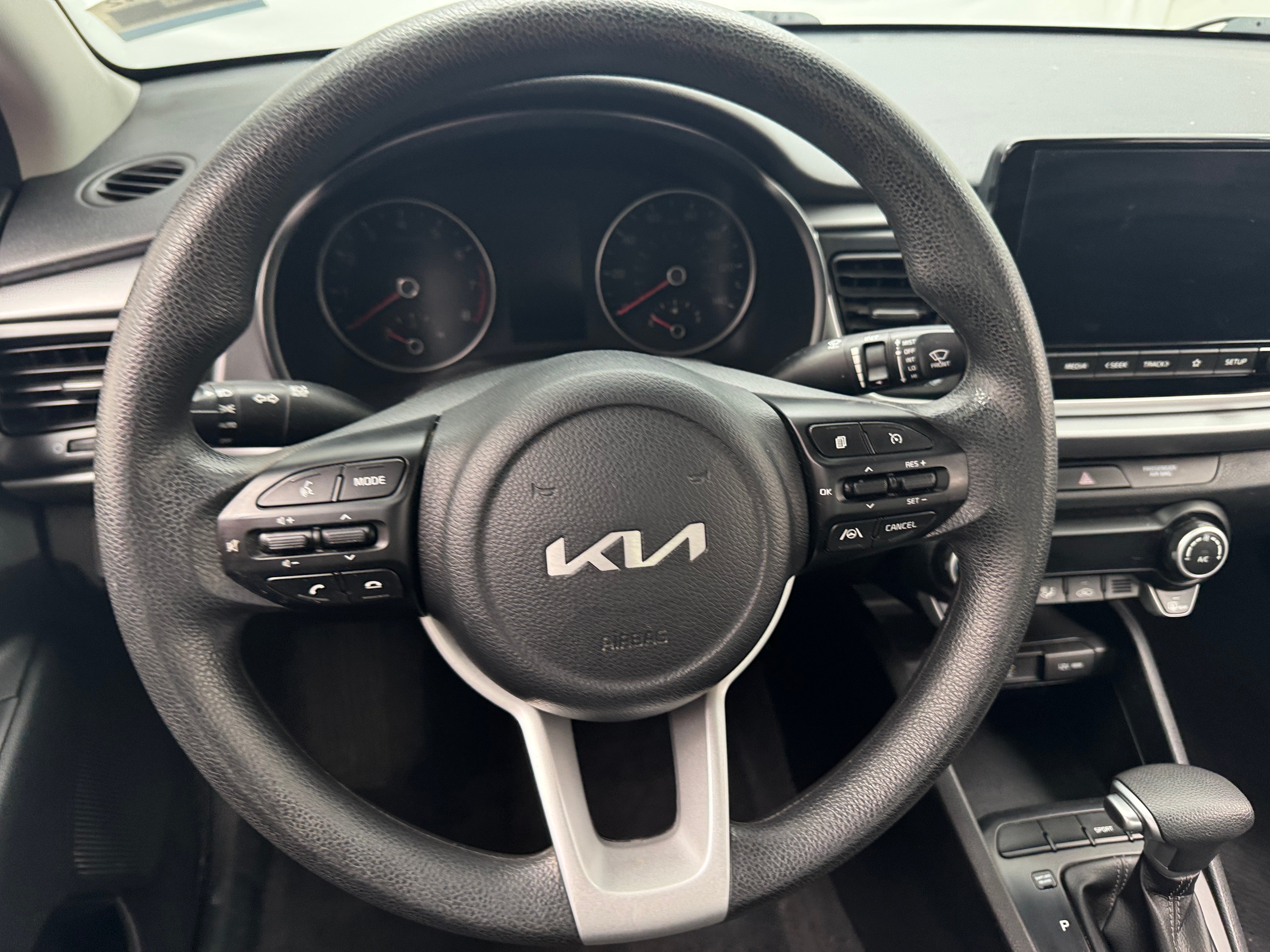 2022 Kia Rio S 5