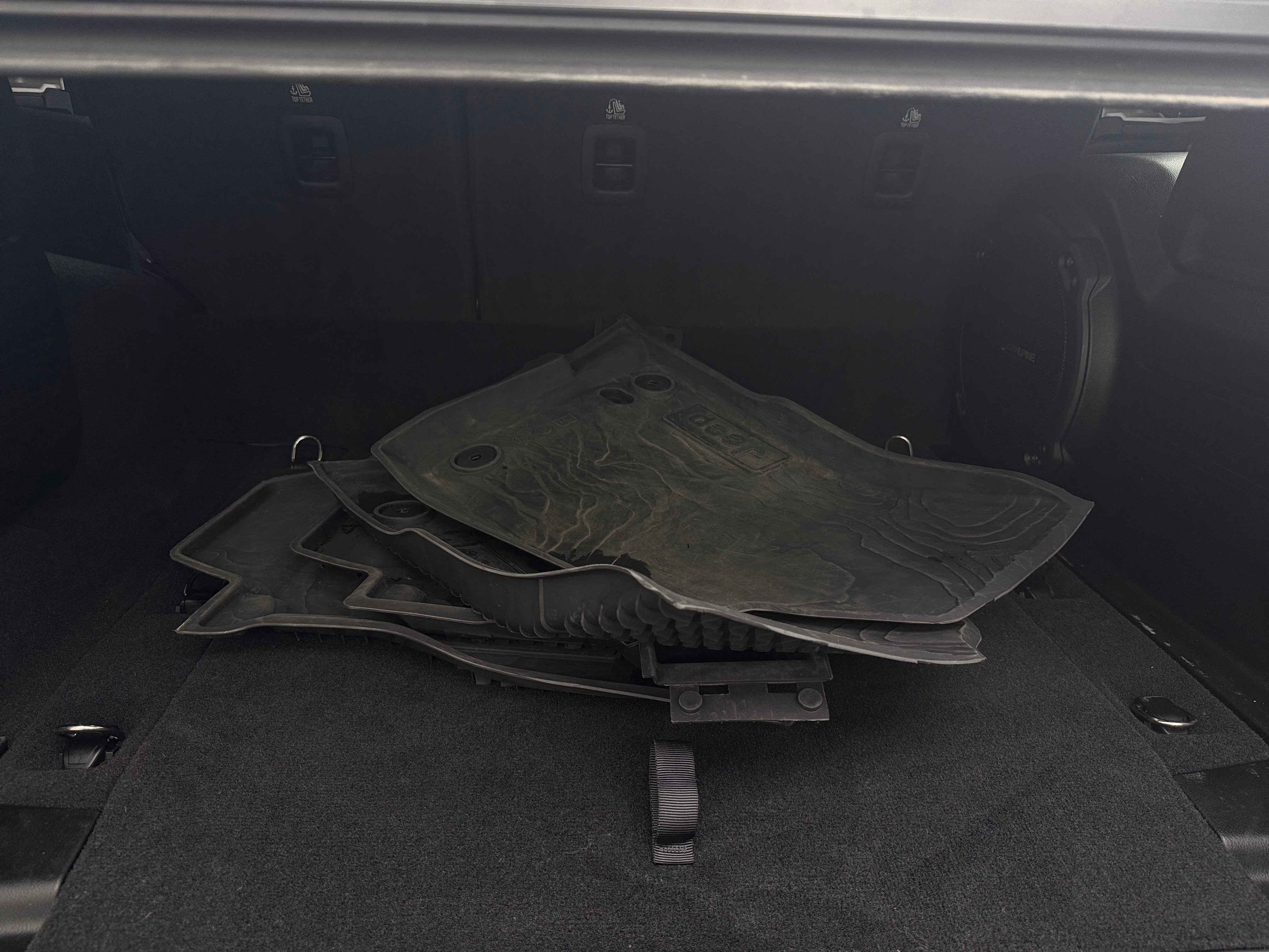 2022 Jeep Wrangler Unlimited Sahara 4xe 6