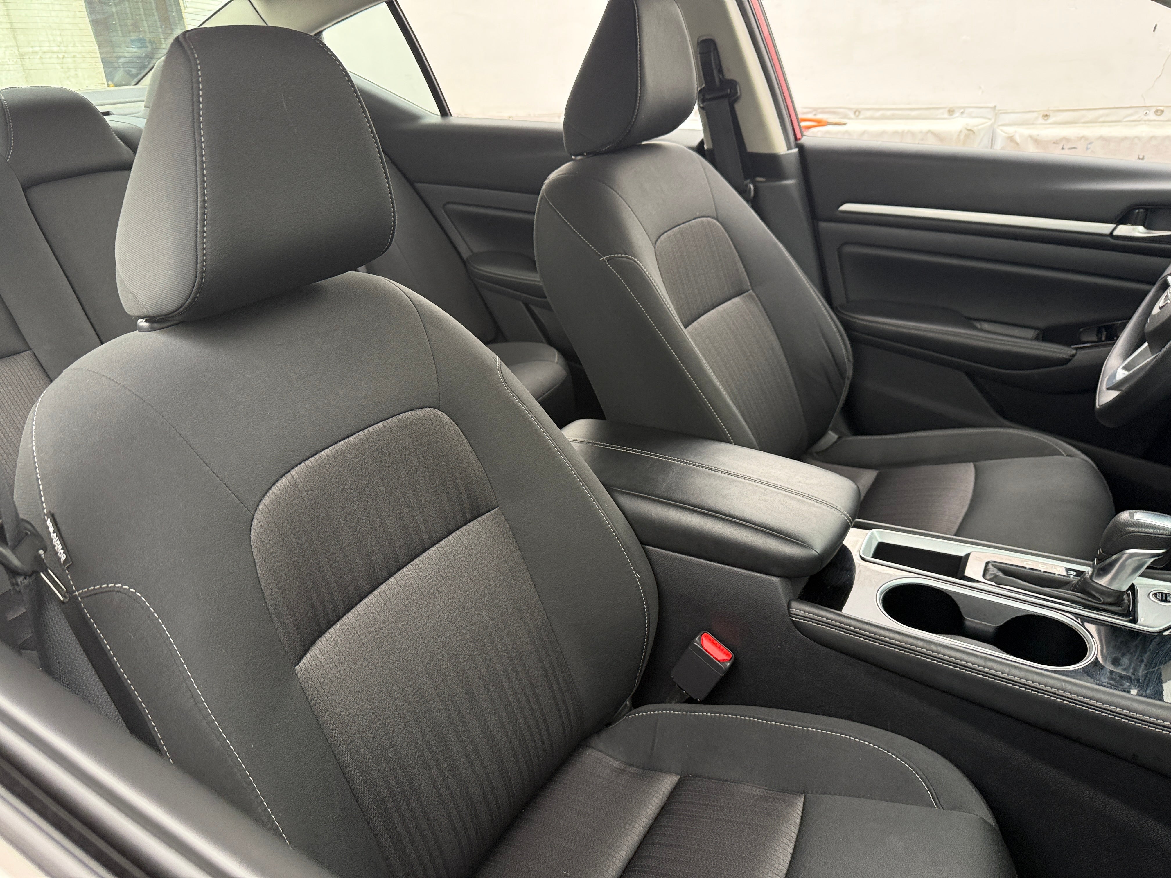 2023 Nissan Altima SV 2