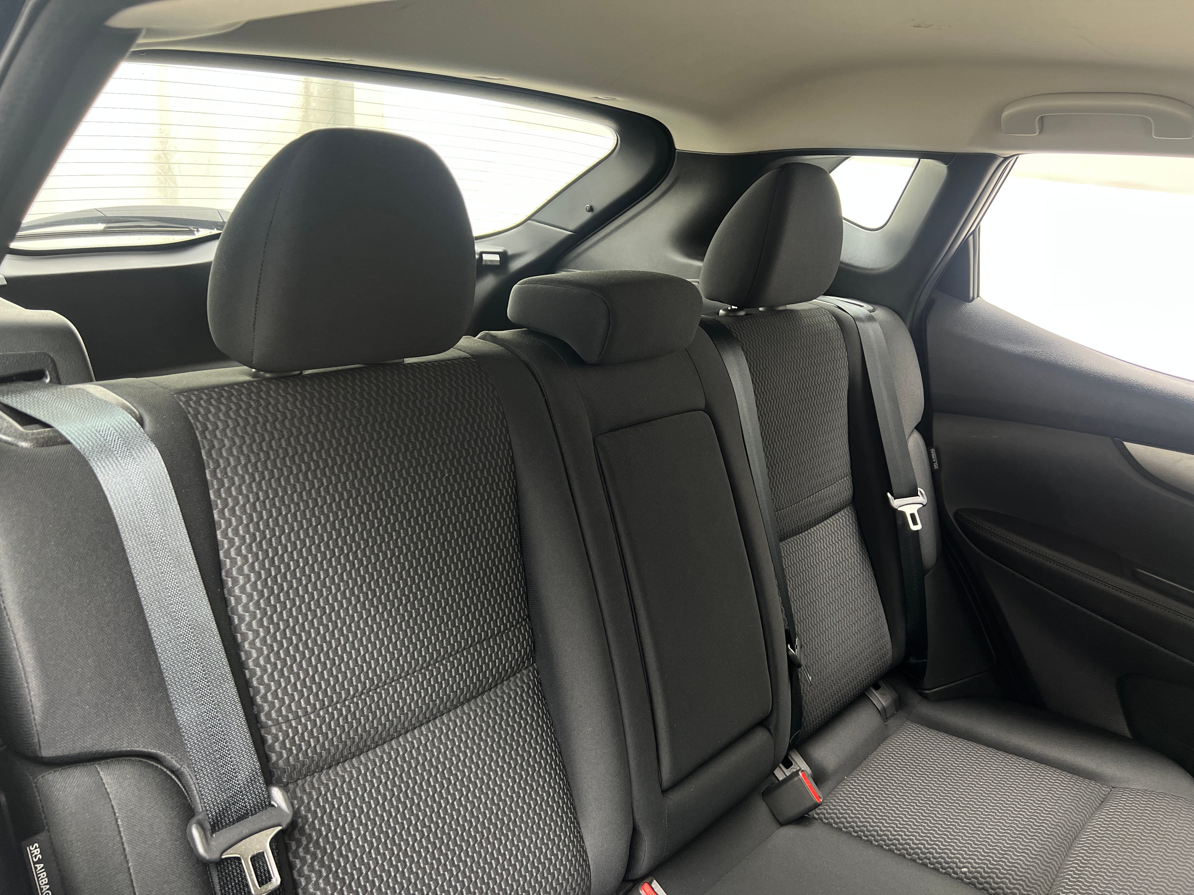 2022 Nissan Rogue Sport S 6