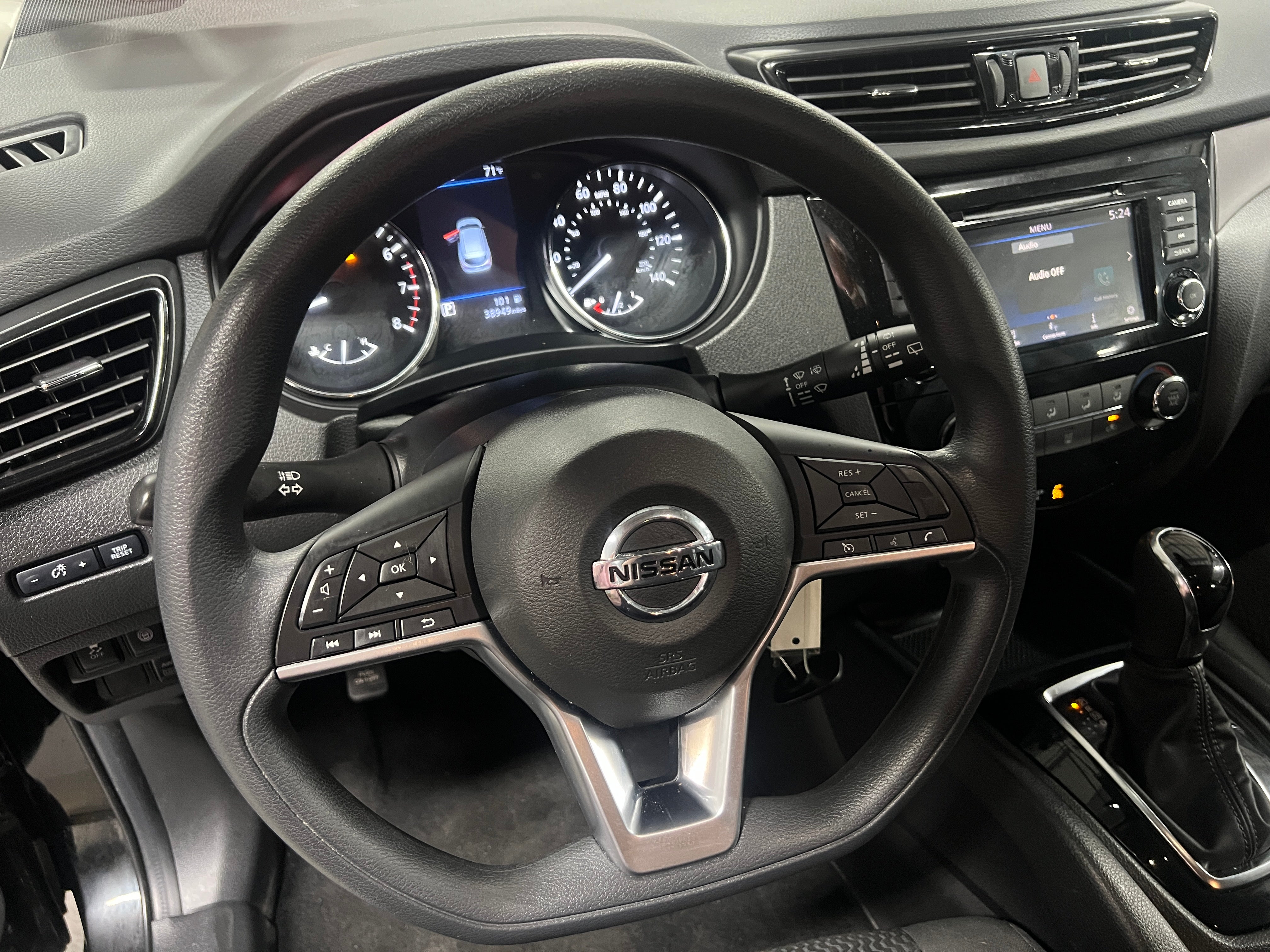 2022 Nissan Rogue Sport S 5
