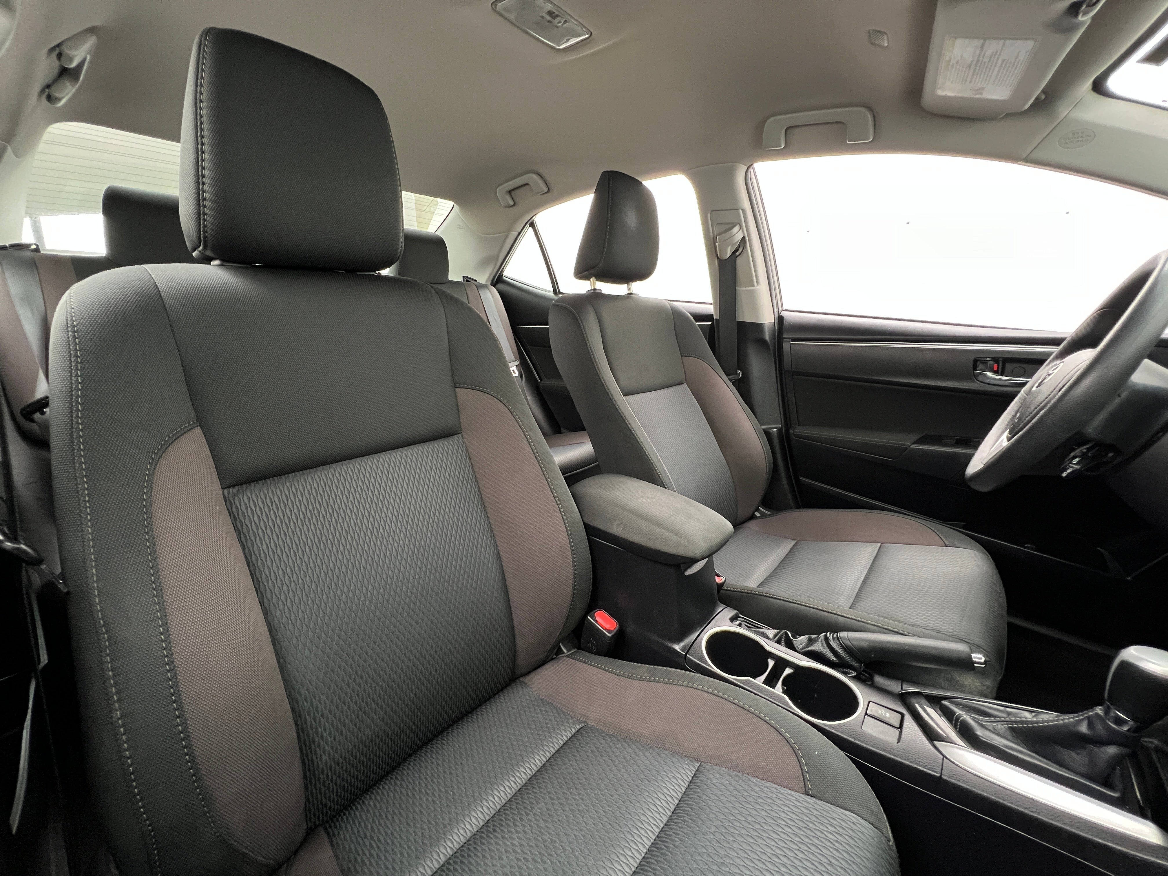 2019 Toyota Corolla LE 2