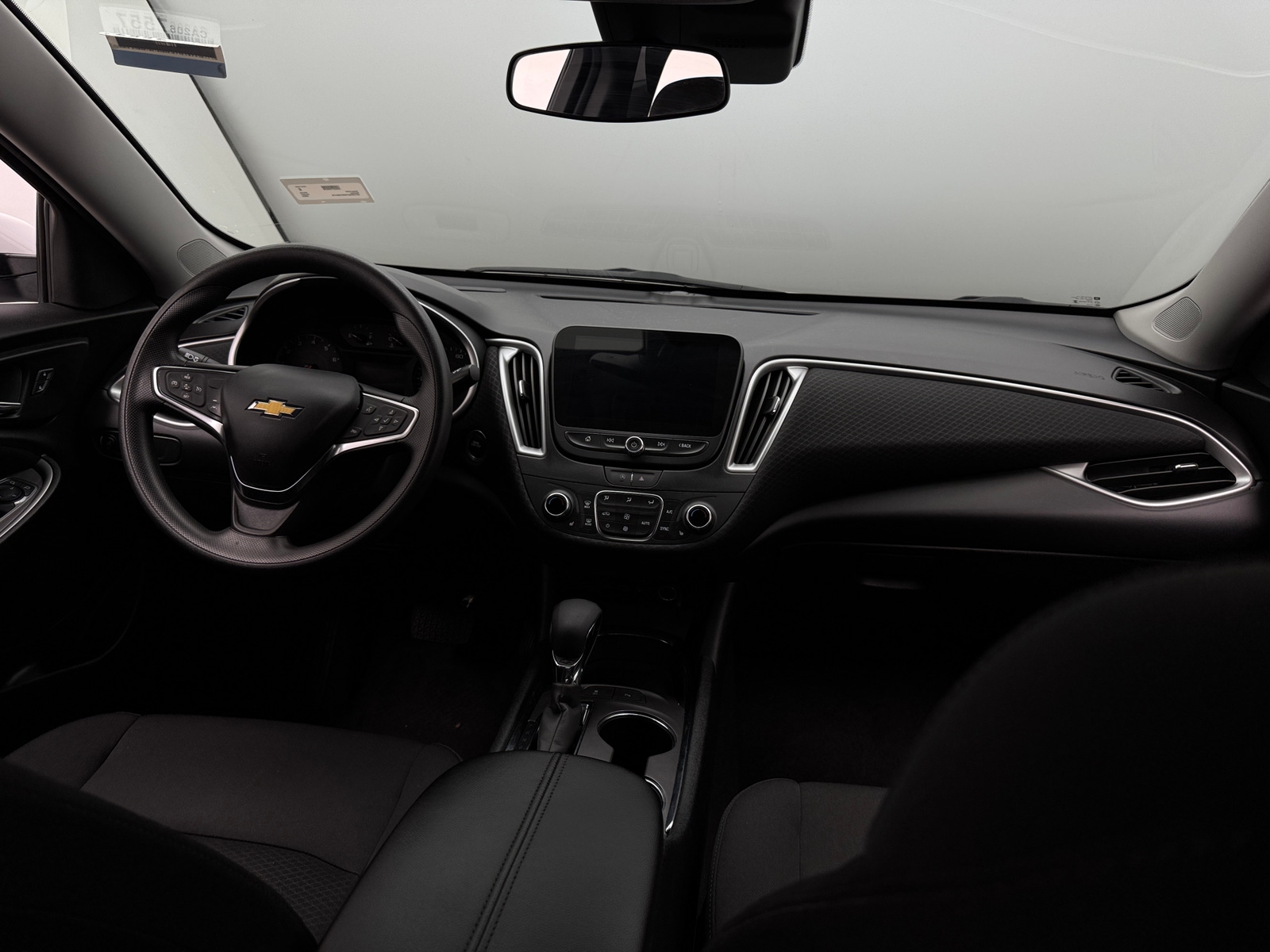Thumbnail: 2024 Chevrolet Malibu - 3