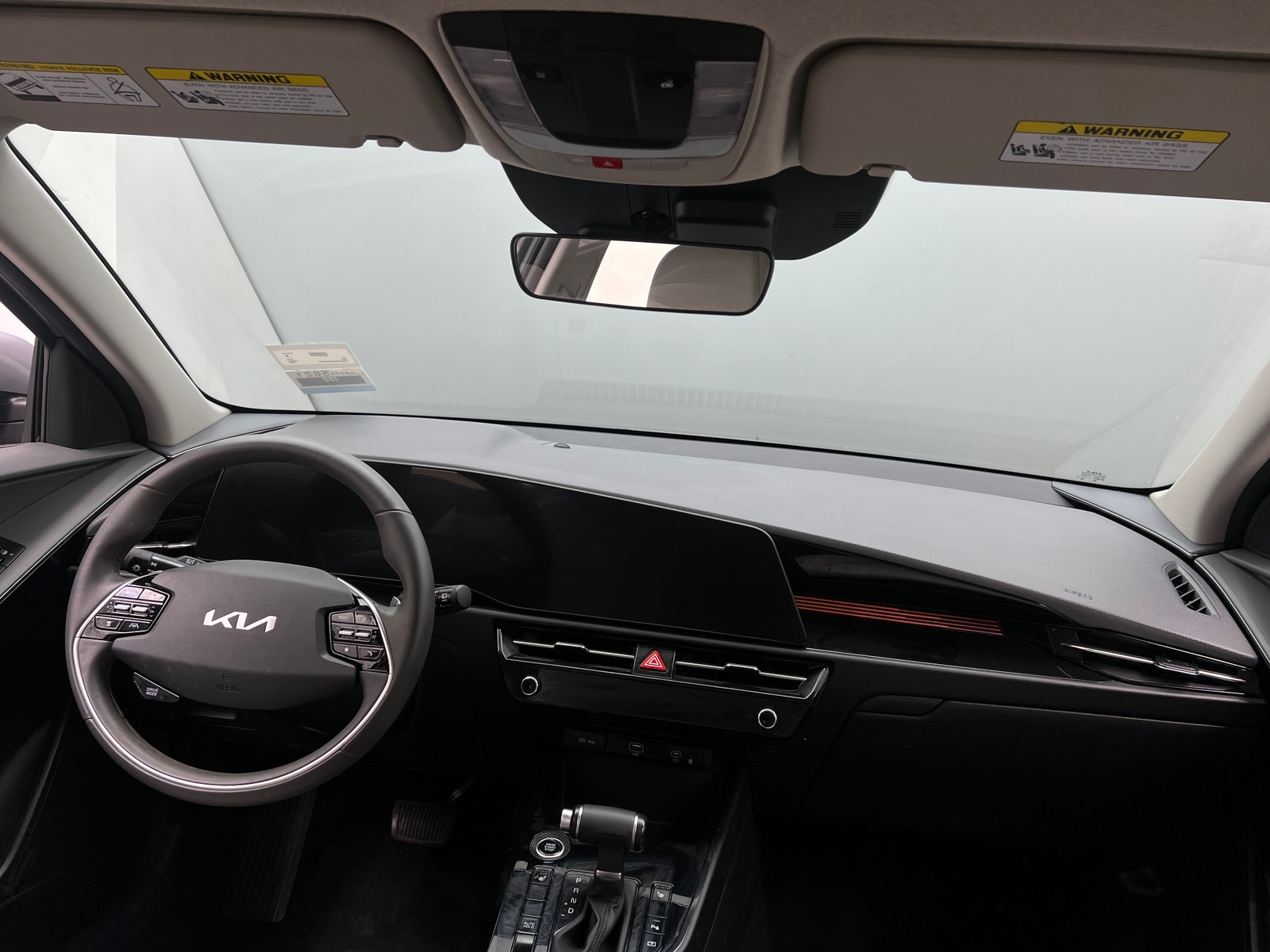 Thumbnail: 2023 Kia Niro - 2