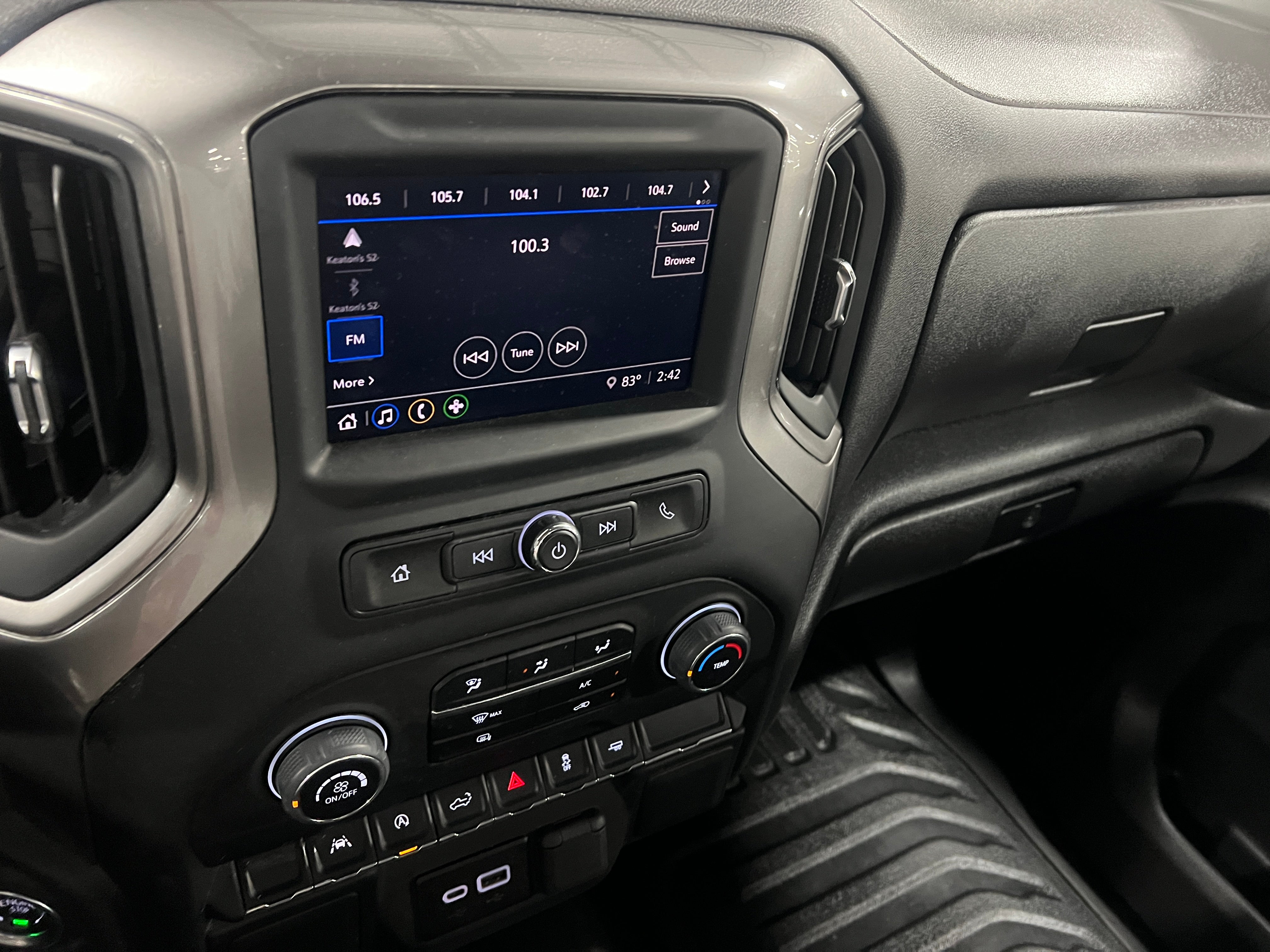 2024 Chevrolet Silverado 1500 Work Truck 4