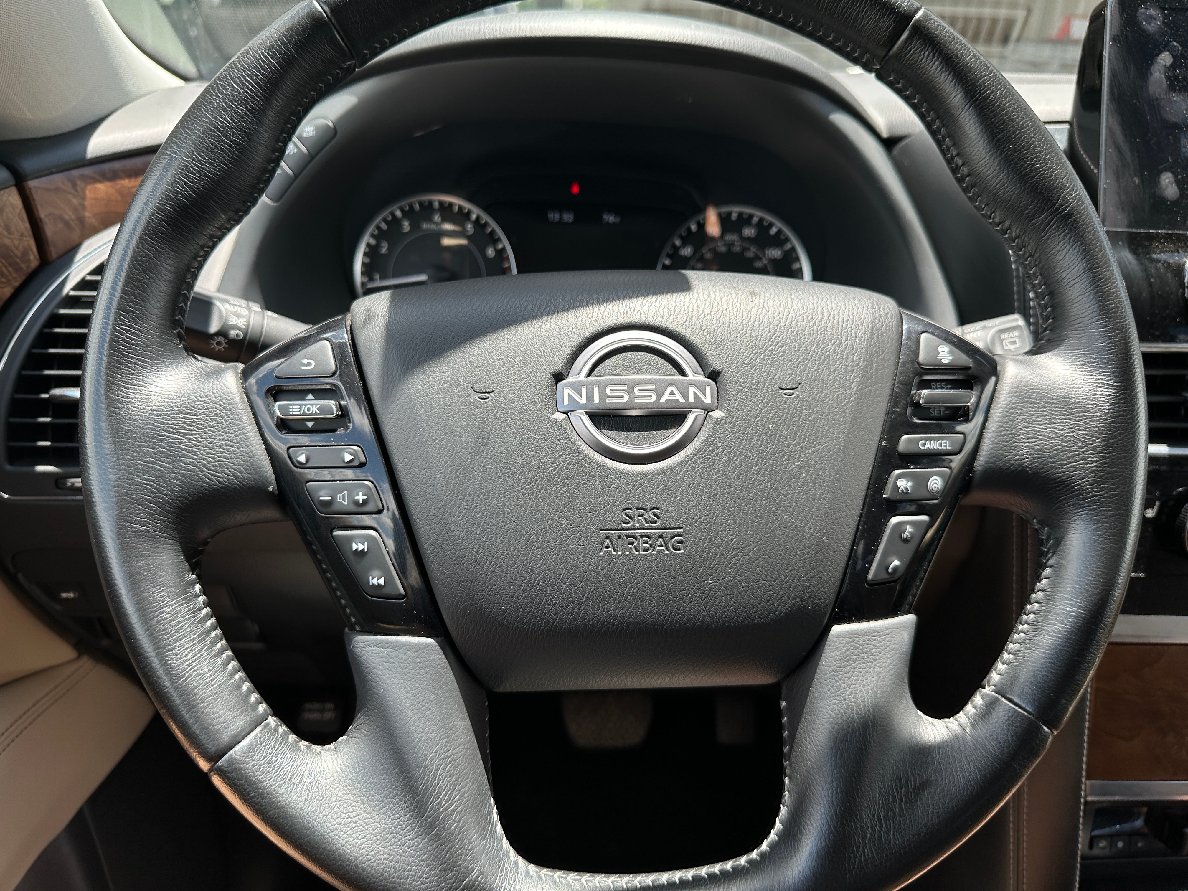 2023 Nissan Armada SL 4