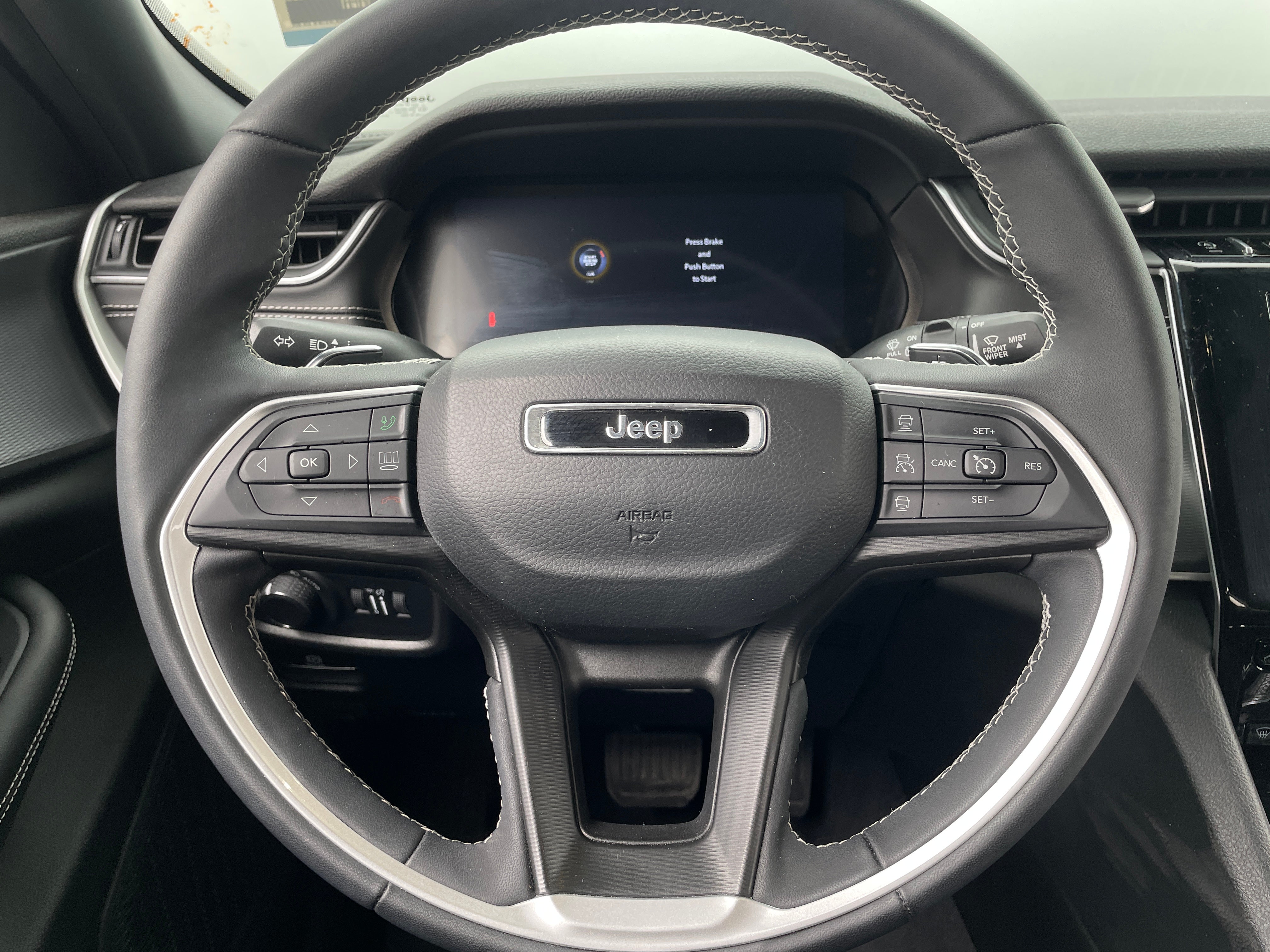2023 Jeep Grand Cherokee Altitude 5