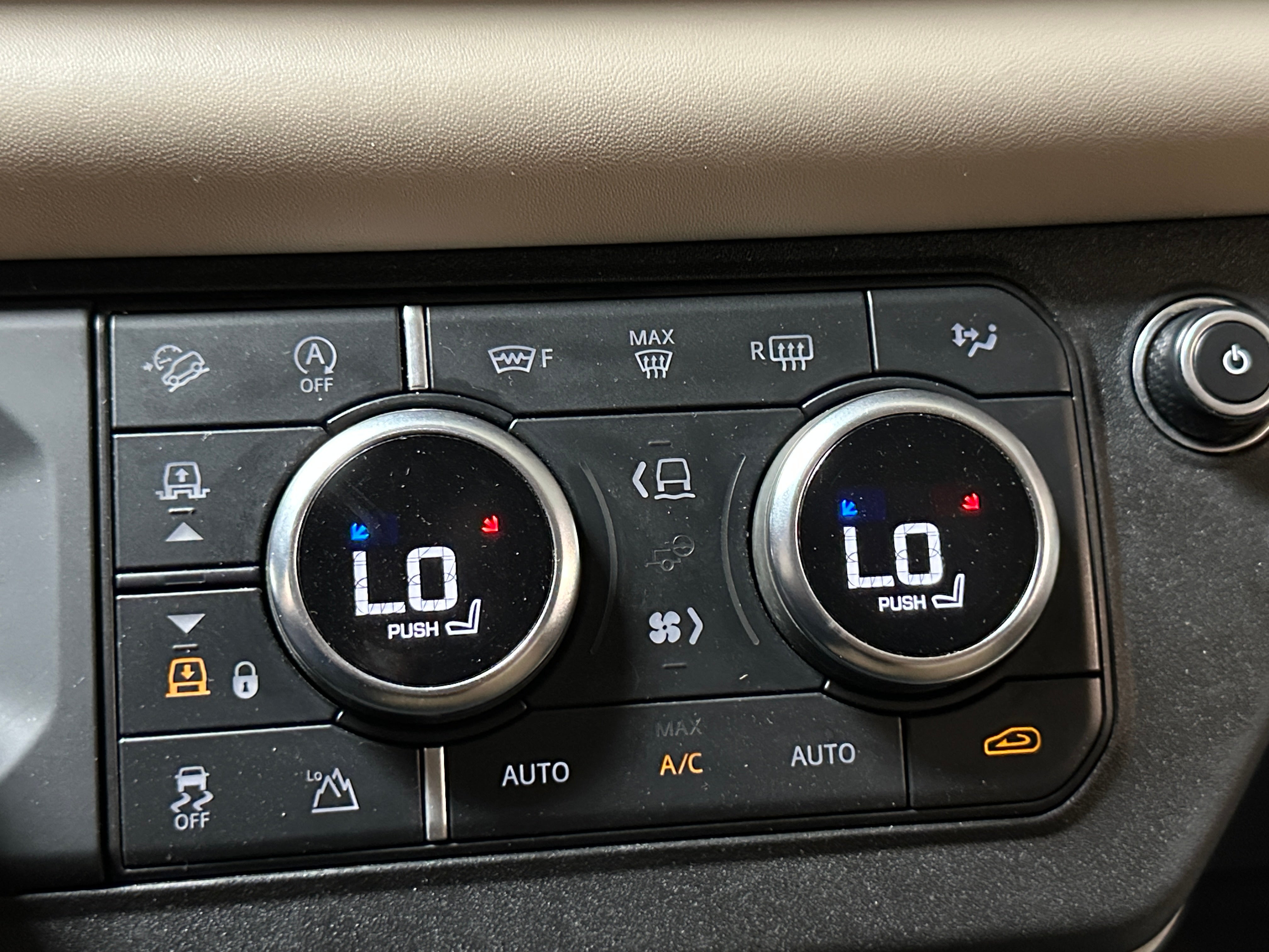 2020 Land Rover Defender 110 3