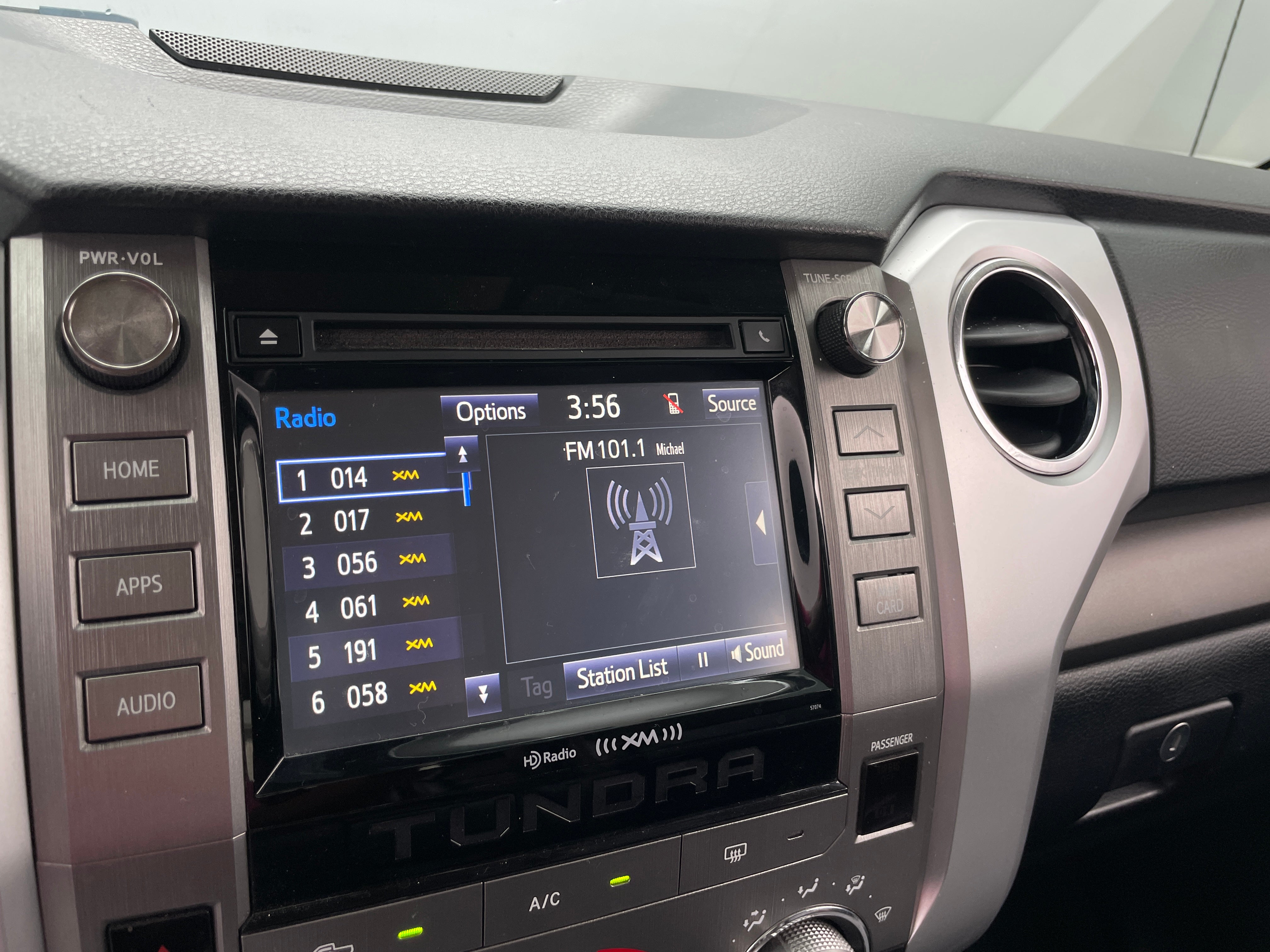 2014 Toyota Tundra SR5 4