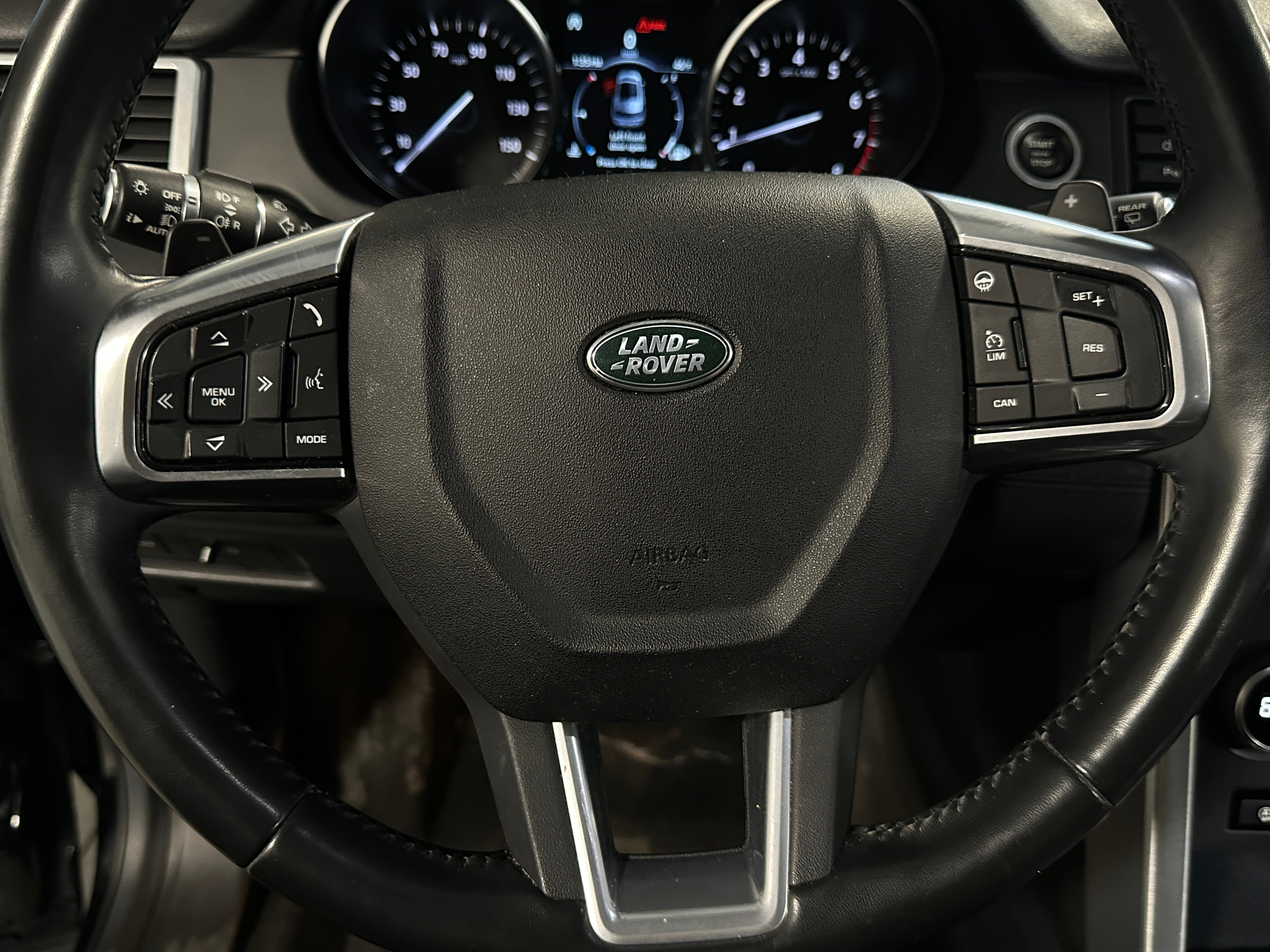 2018 Land Rover Discovery Sport SE 4