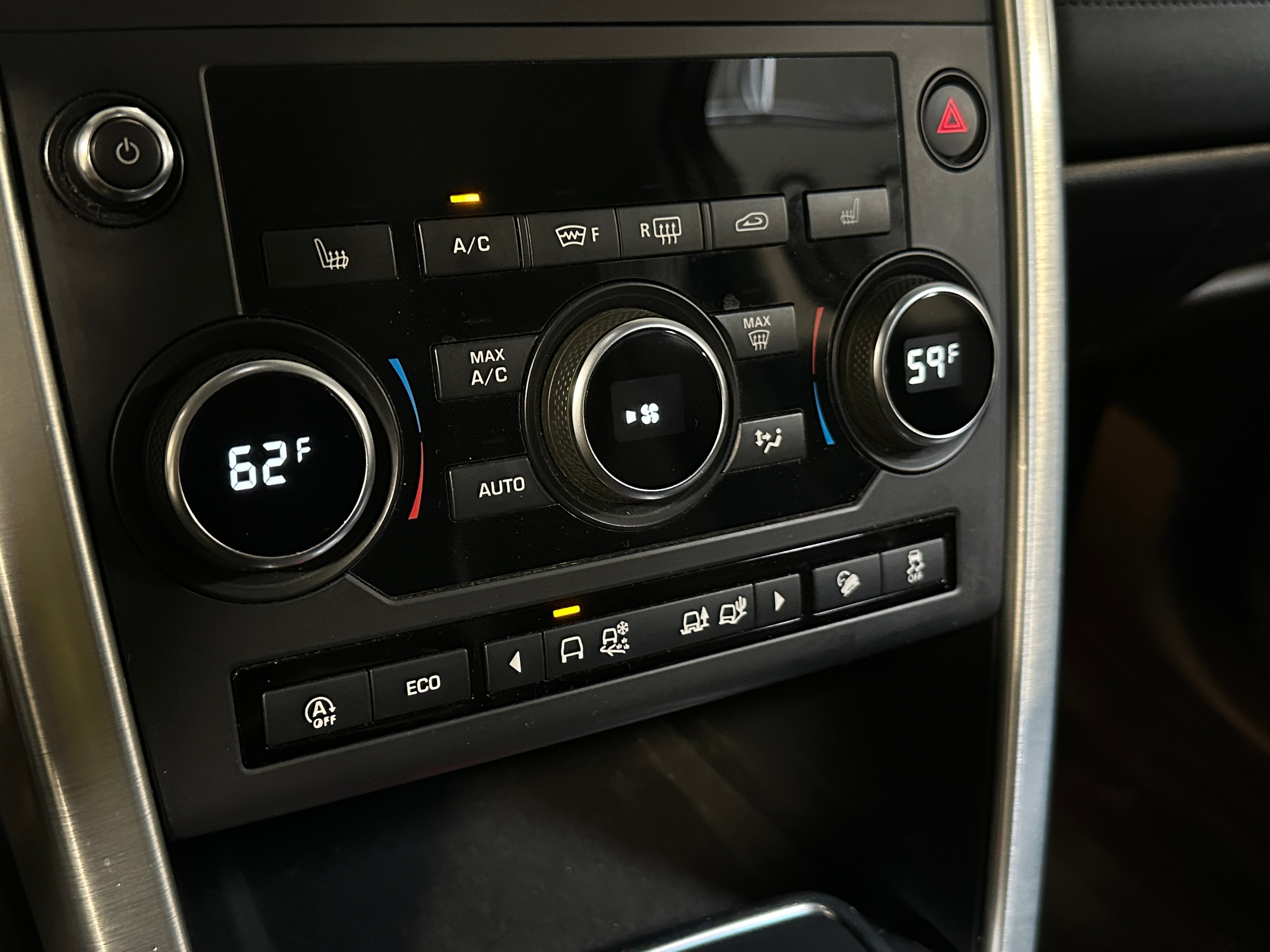 2018 Land Rover Discovery Sport SE 3