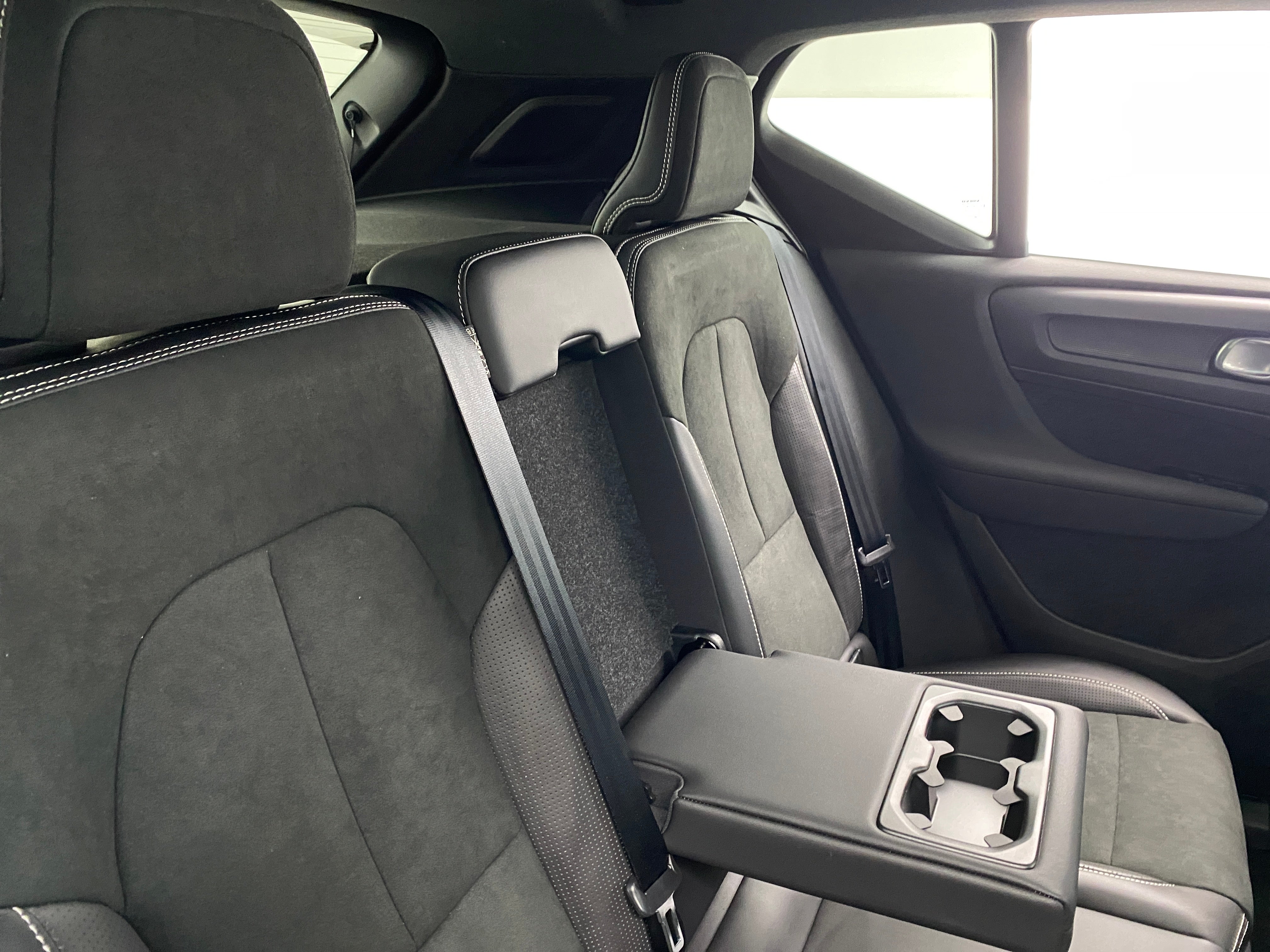 2021 Volvo XC40 Recharge Core 5
